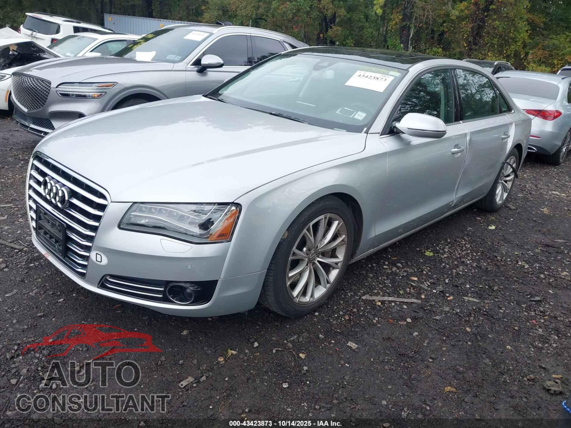 AUDI A8 L 2012 - WAURVAFD5CN022119