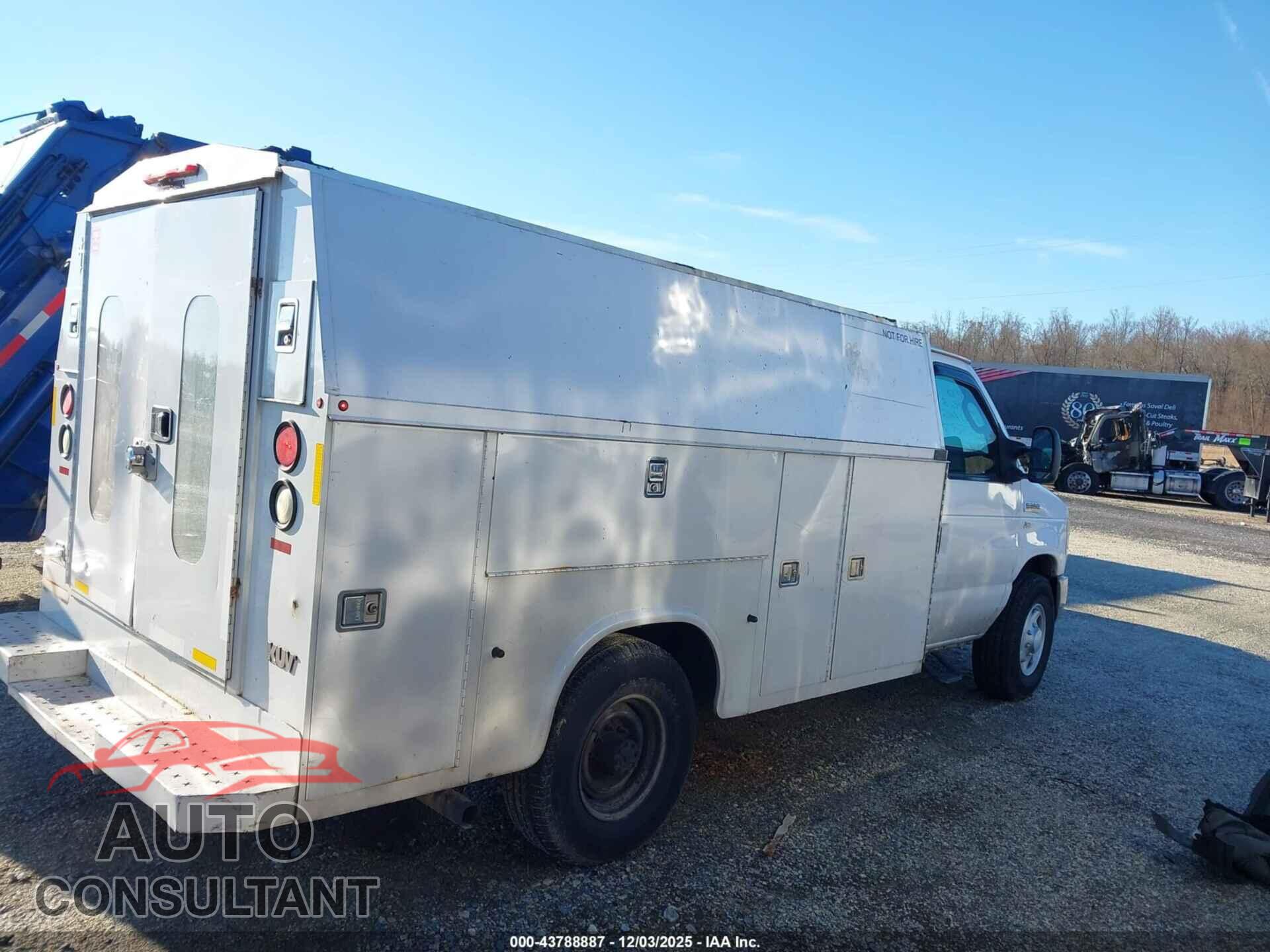 FORD E-350 CUTAWAY 2011 - 1FDSE3FL9BDA05587