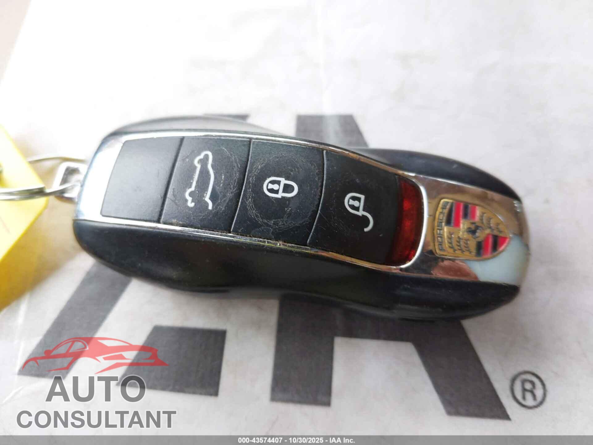 PORSCHE CAYENNE 2016 - WP1AA2A22GLA08072