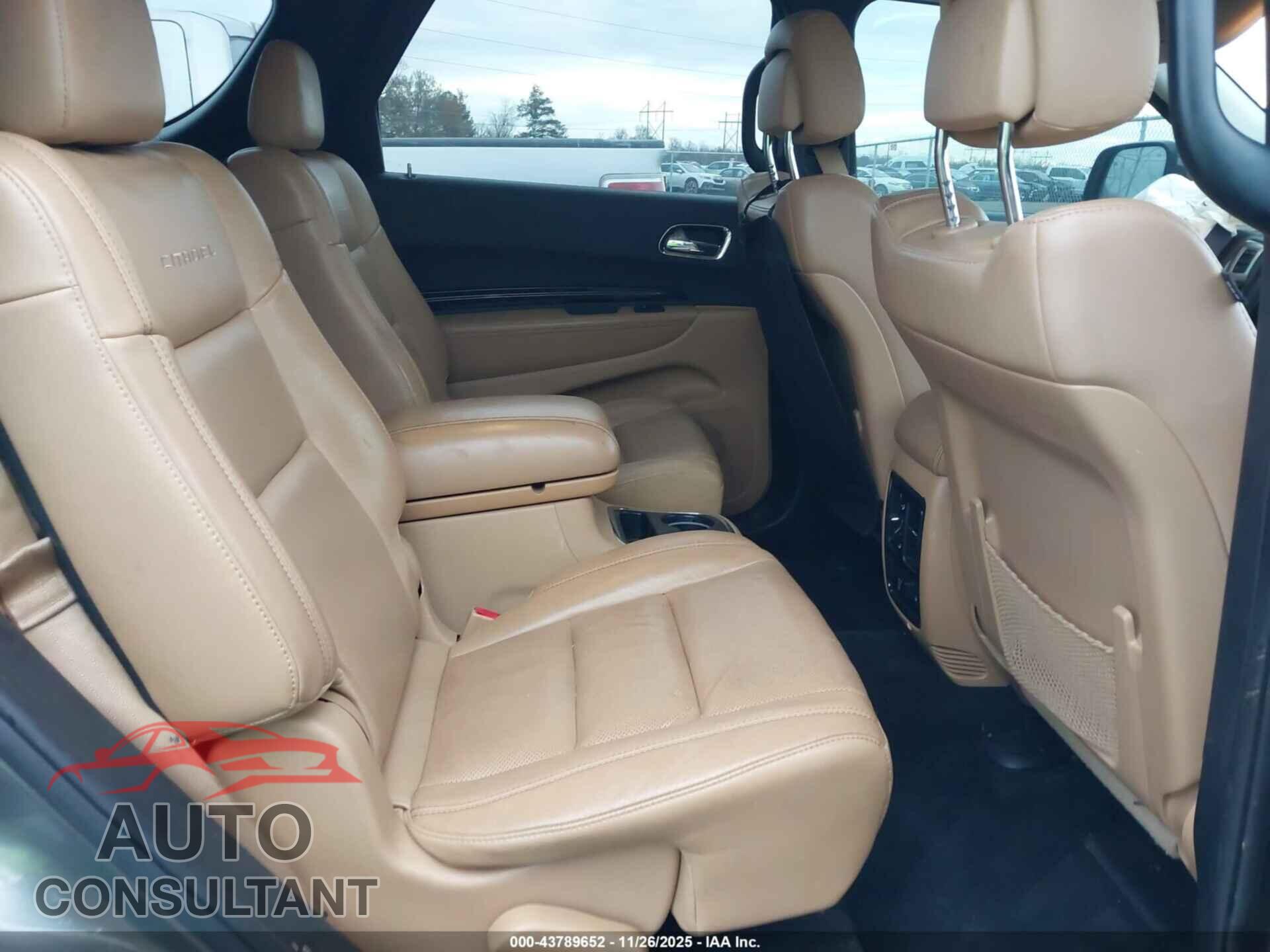 DODGE DURANGO 2013 - 1C4SDHET6DC556851