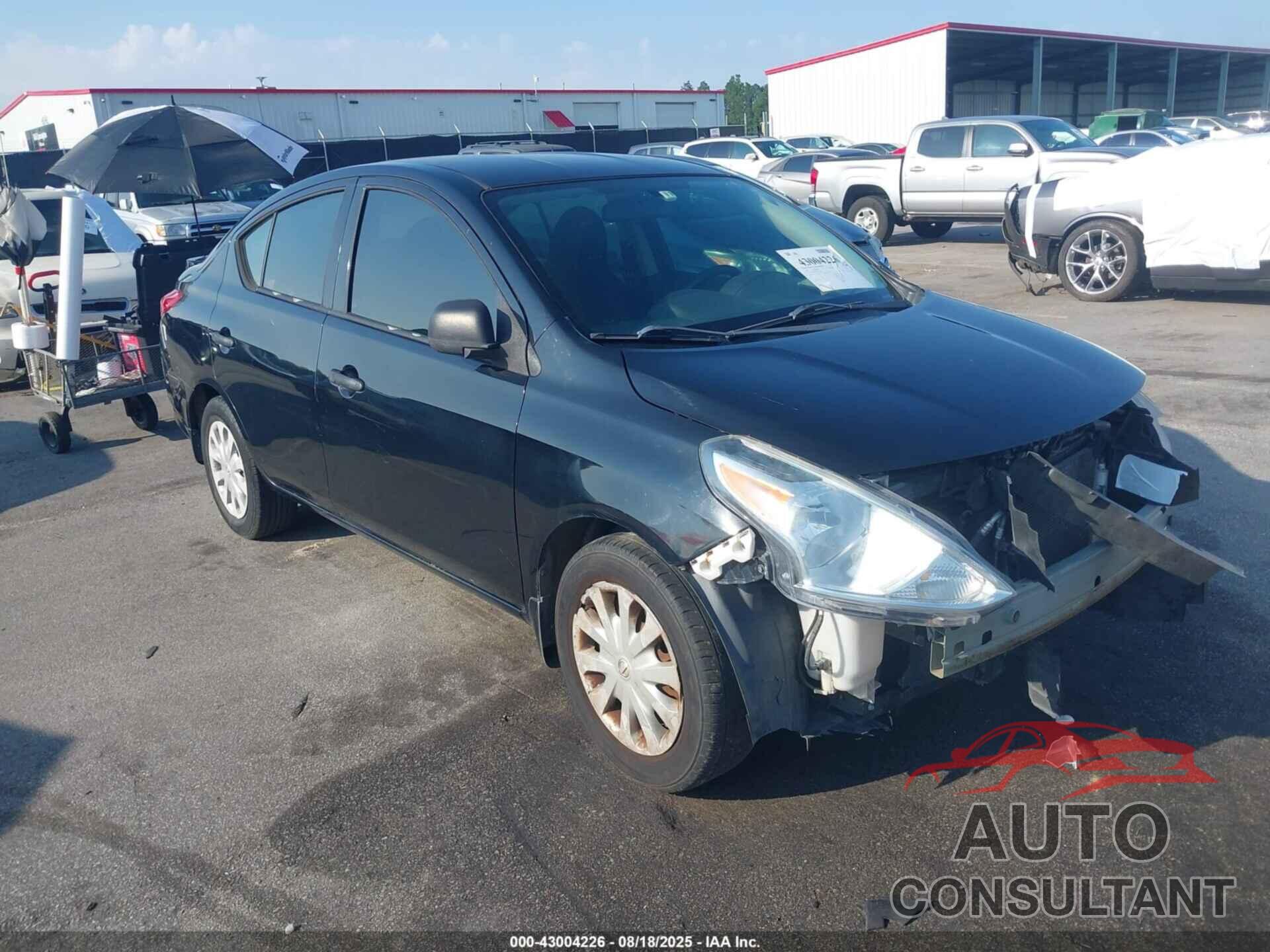 NISSAN VERSA 2015 - 3N1CN7APXFL854575
