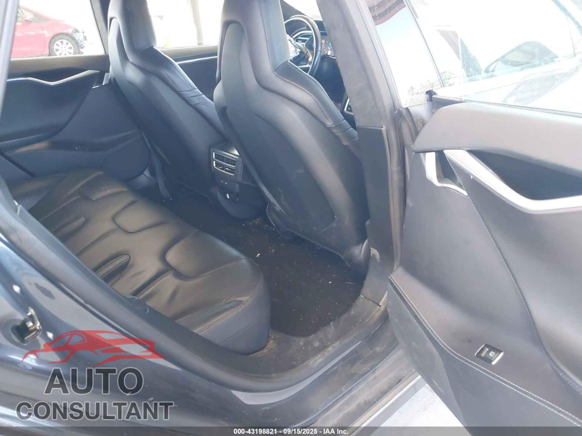 TESLA MODEL S 2016 - 5YJSA1E12GF160941