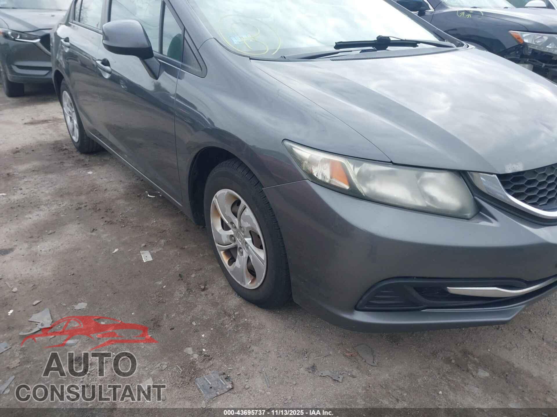 HONDA CIVIC 2013 - 2HGFB2F55DH579525