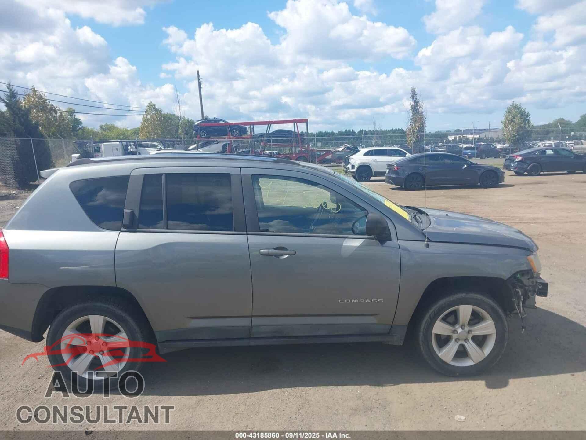 JEEP COMPASS 2011 - 1J4NF1FB4BD278084