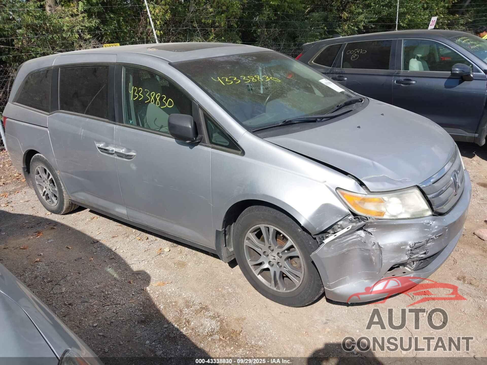 HONDA ODYSSEY 2011 - 5FNRL5H61BB041598