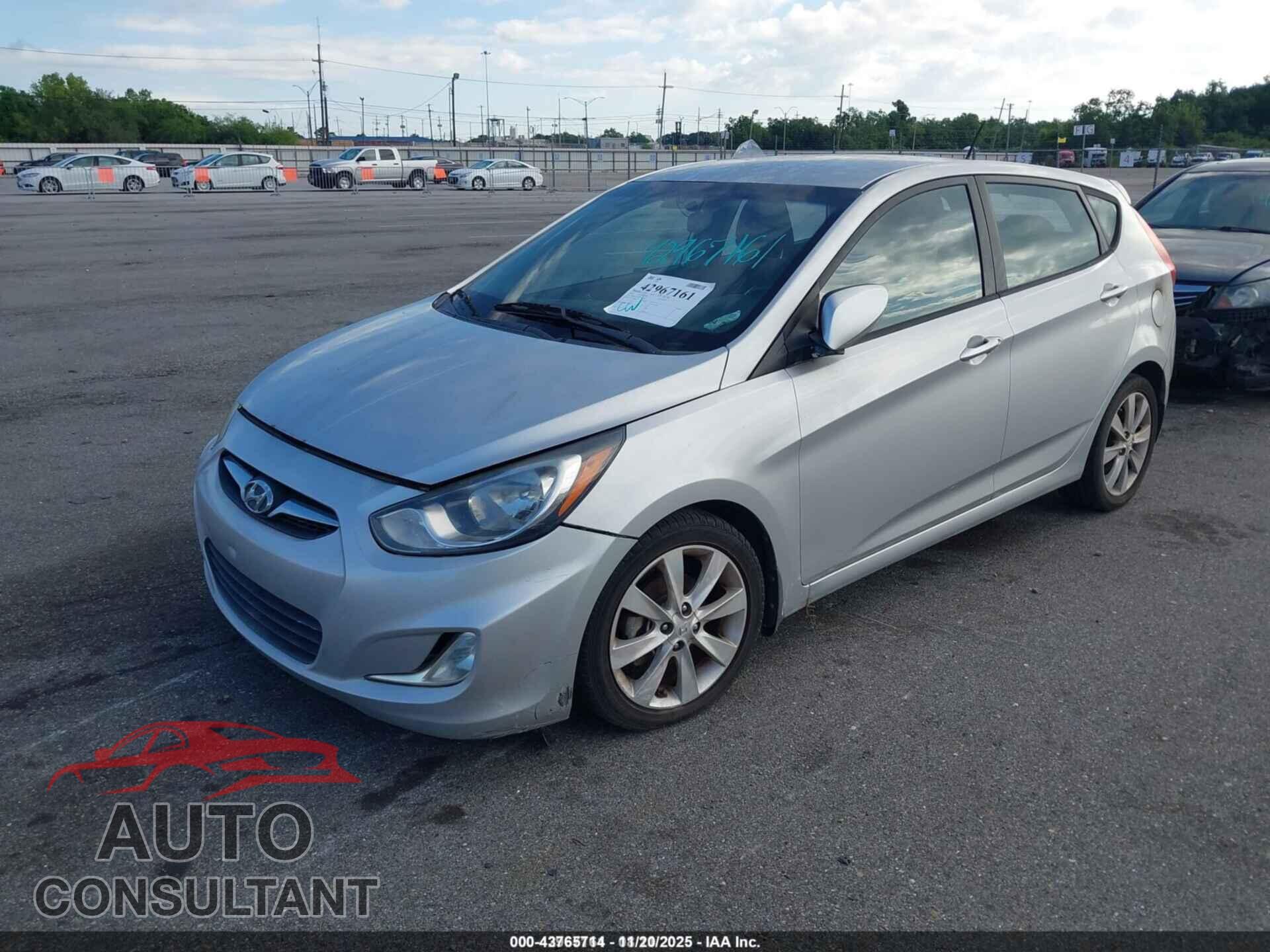 HYUNDAI ACCENT 2012 - KMHCU5AE9CU023679