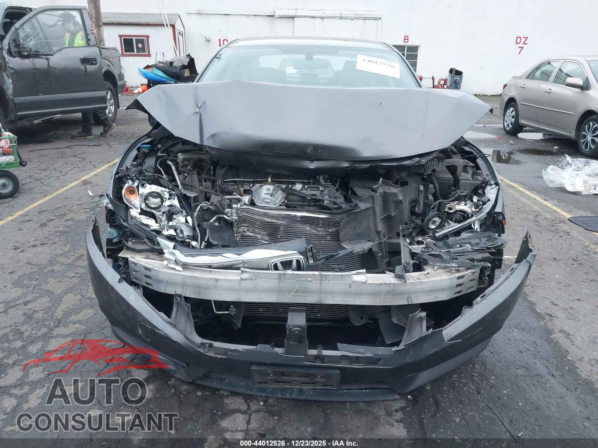 HONDA CIVIC 2017 - 2HGFC2F58HH547624