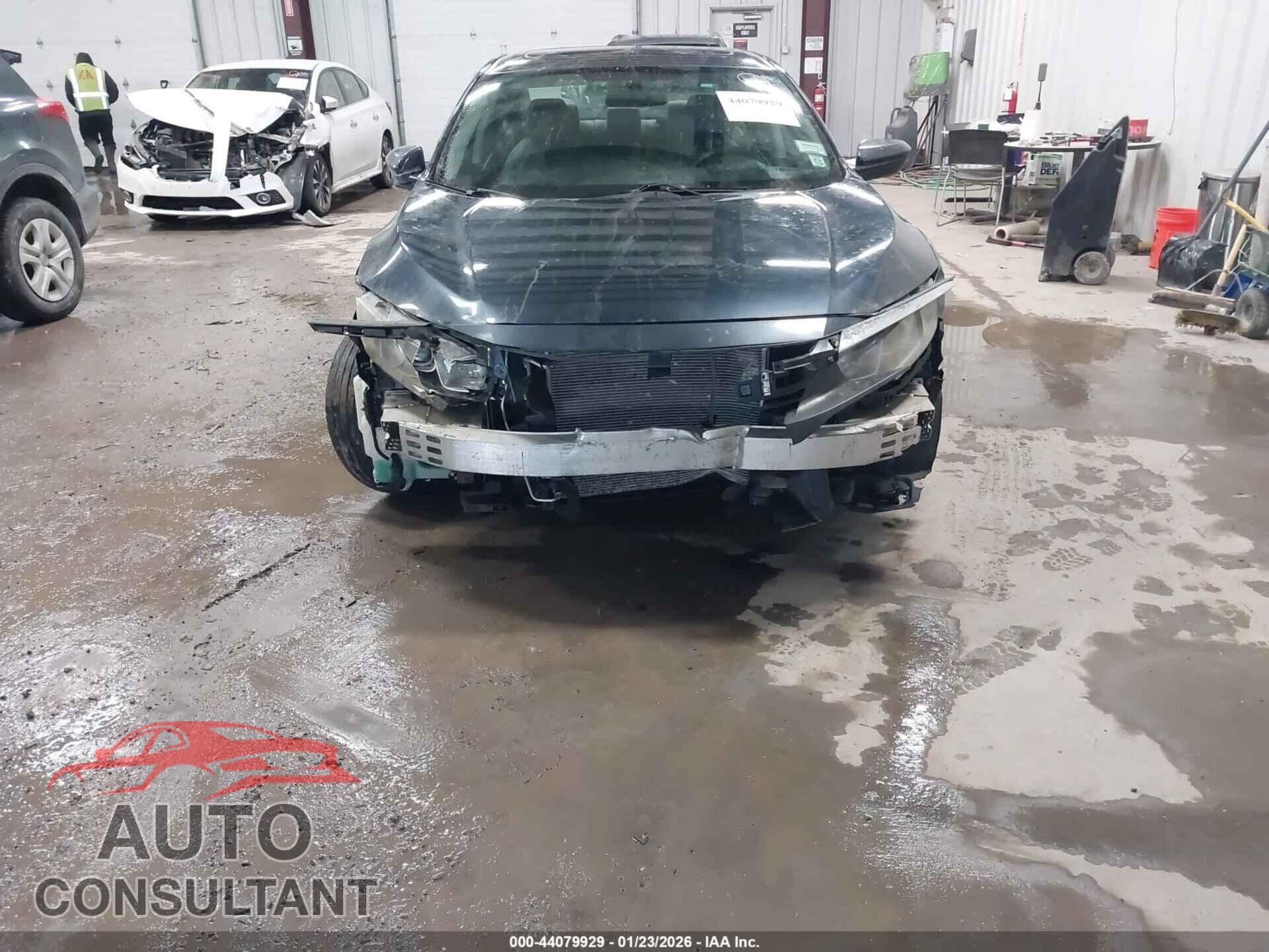 HONDA CIVIC 2017 - 19XFC2F77HE215024