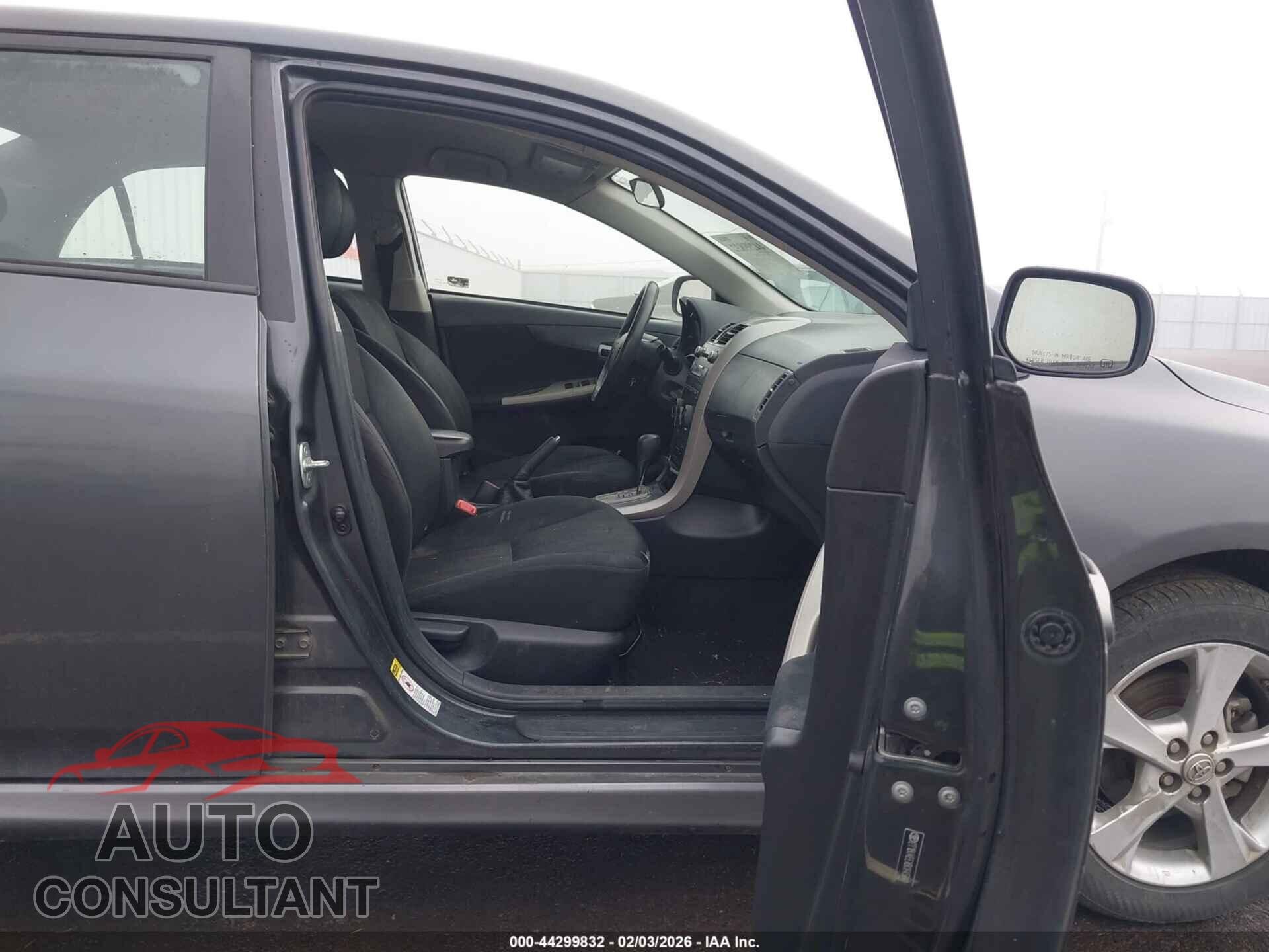 TOYOTA COROLLA 2011 - 2T1BU4EEXBC645840