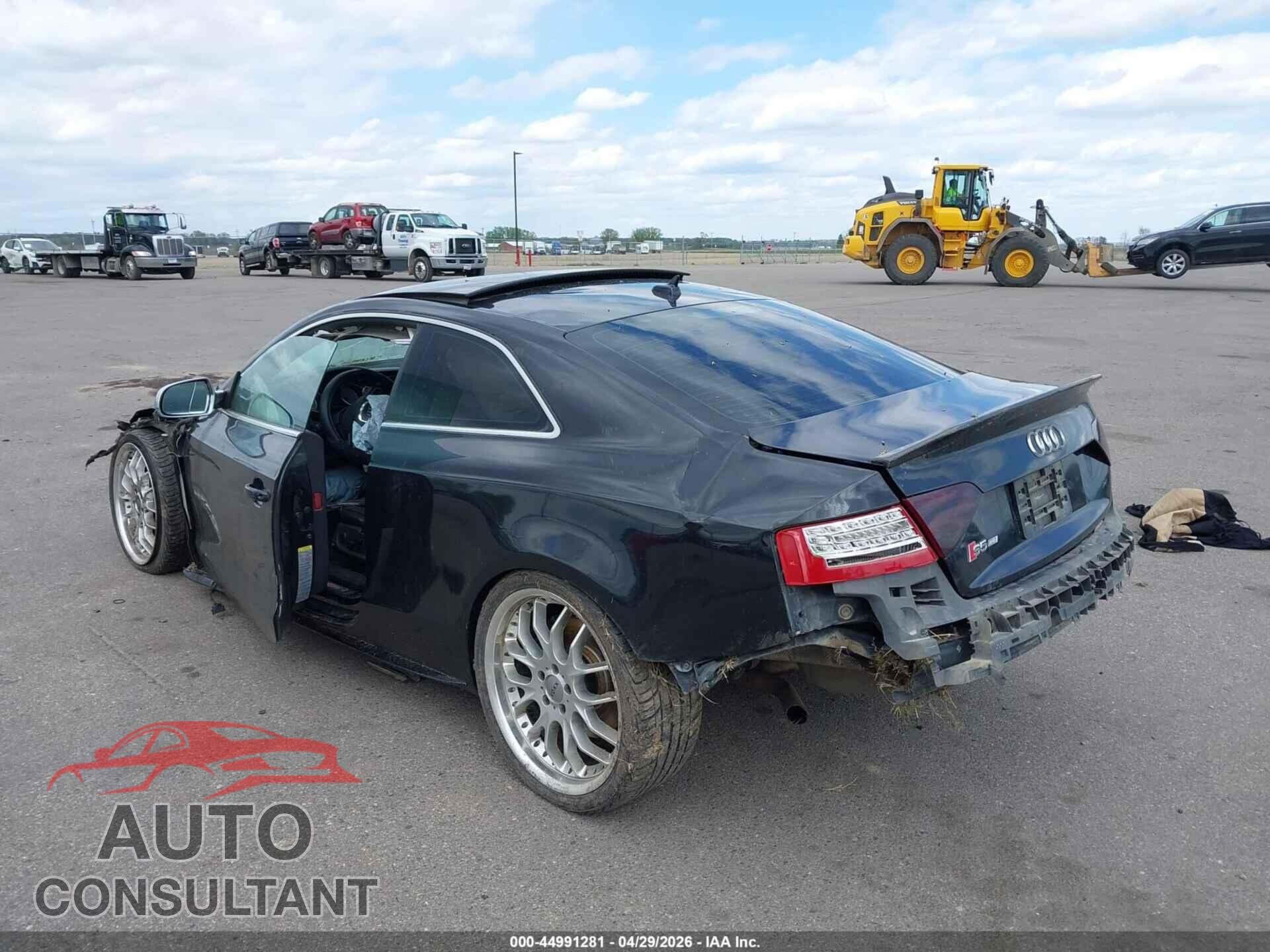 AUDI S5 2011 - WAUCVAFR1BA011240