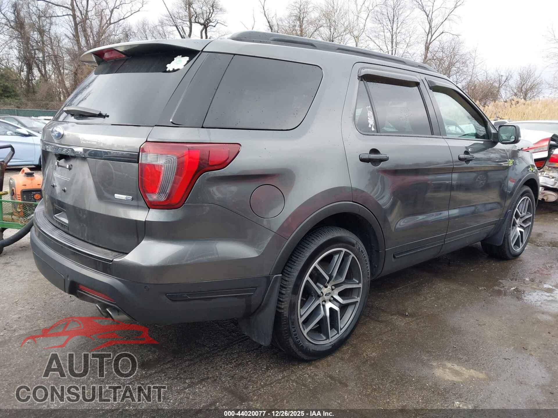 FORD EXPLORER 2018 - 1FM5K8GT3JGB50901