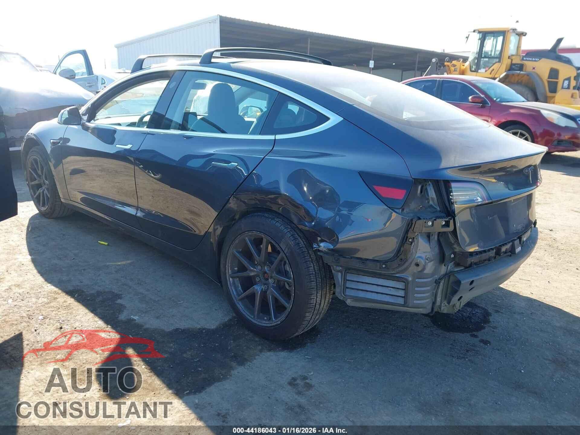TESLA MODEL 3 2018 - 5YJ3E1EA2JF037592