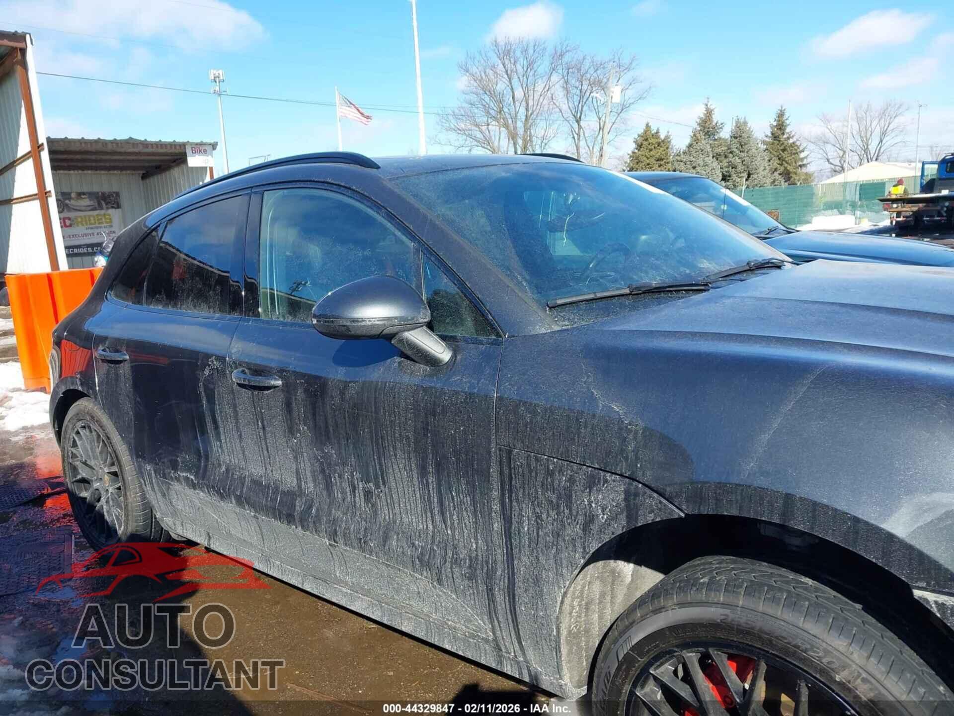 PORSCHE MACAN 2018 - WP1AG2A52JLB63107