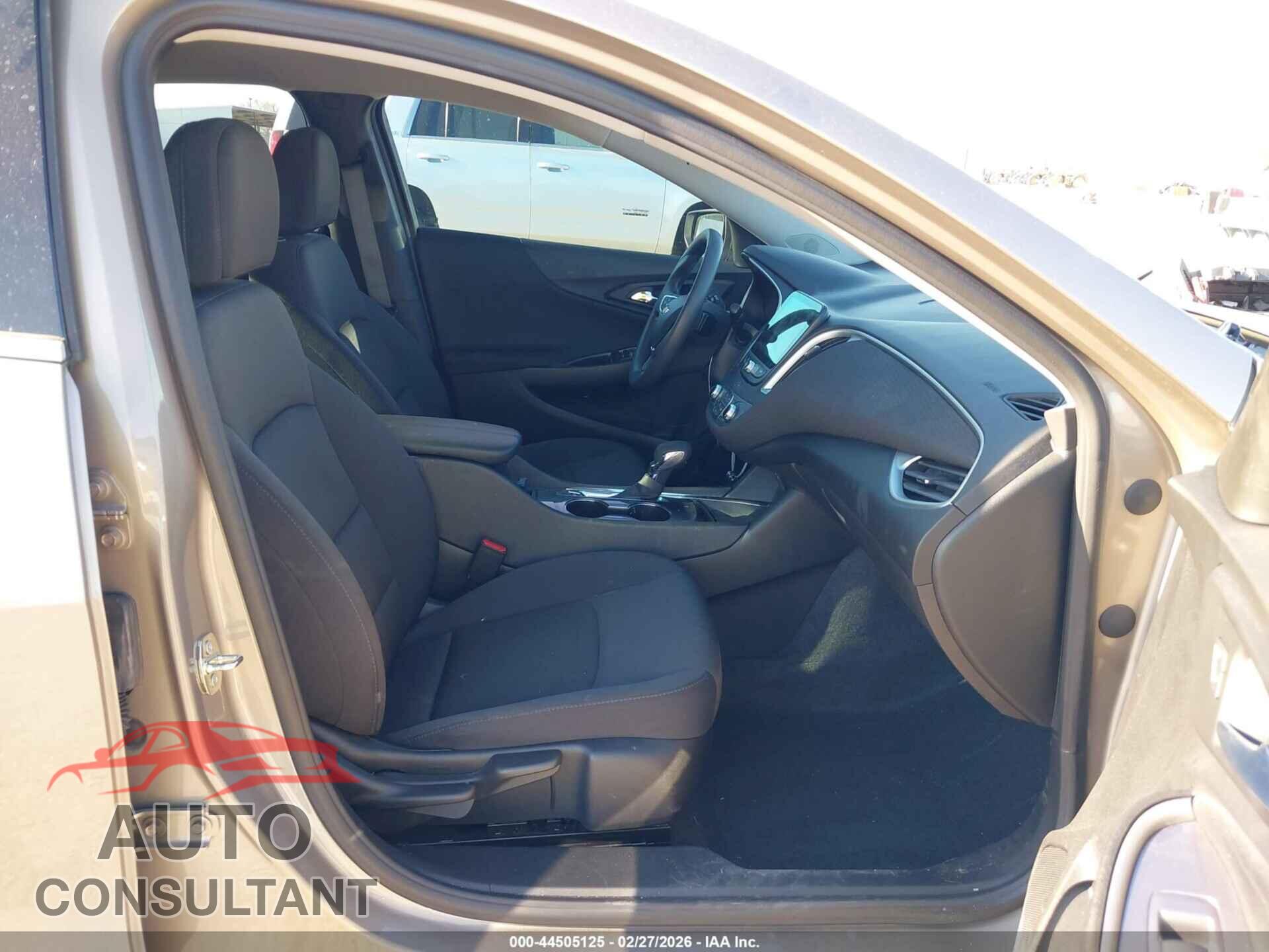 CHEVROLET MALIBU 2023 - 1G1ZD5ST3PF113473