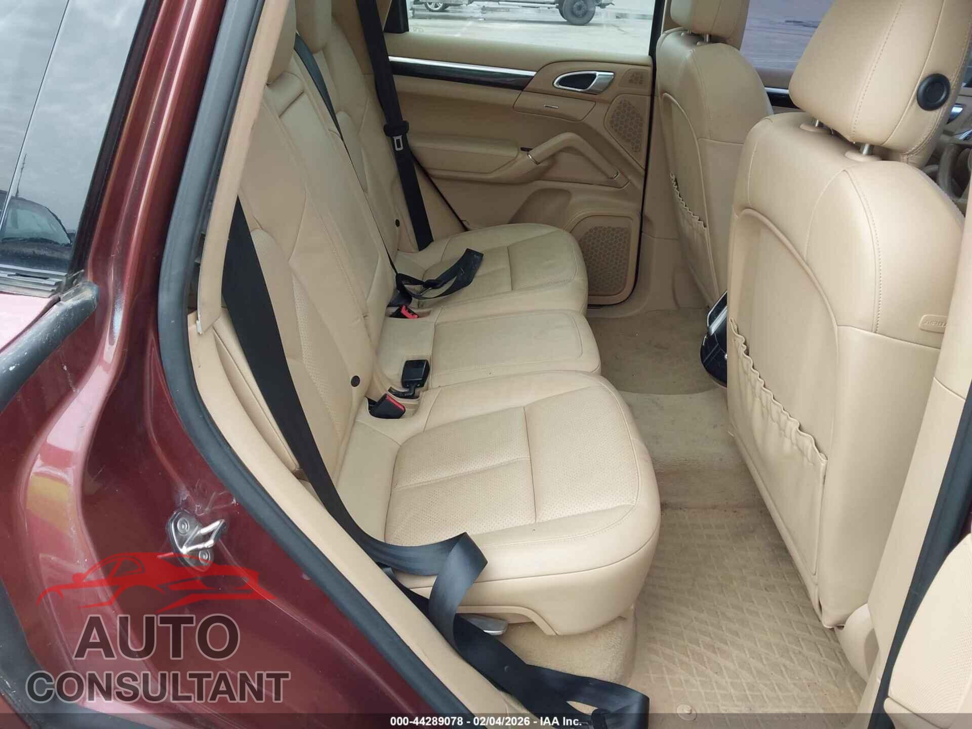 PORSCHE CAYENNE 2011 - WP1AA2A2XBLA04831
