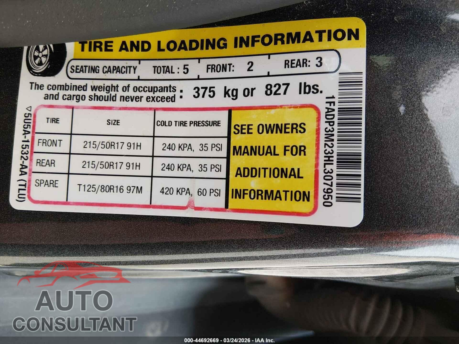 FORD FOCUS 2017 - 1FADP3M23HL307950