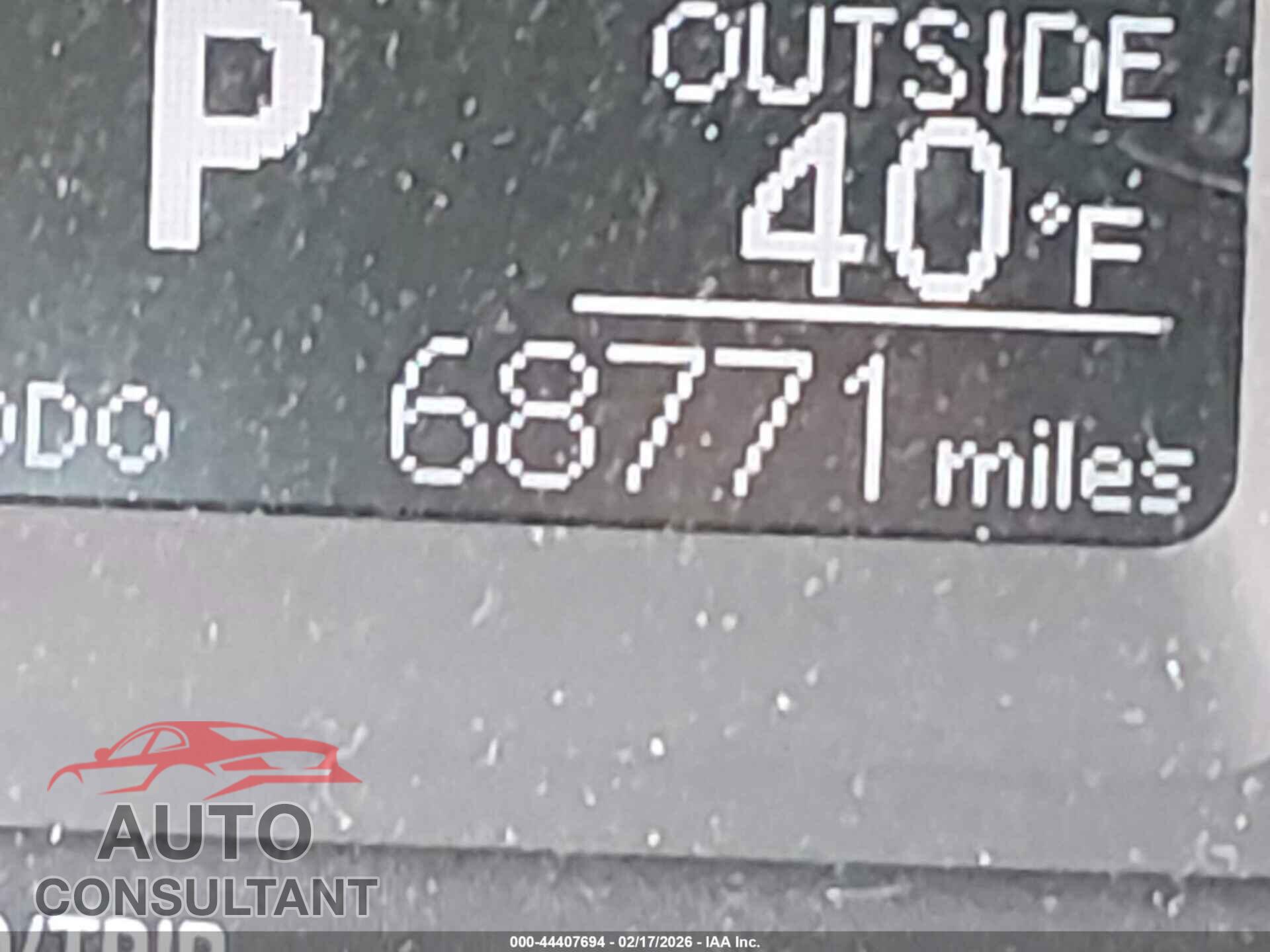 TOYOTA COROLLA 2017 - 2T1BURHE2HC881237