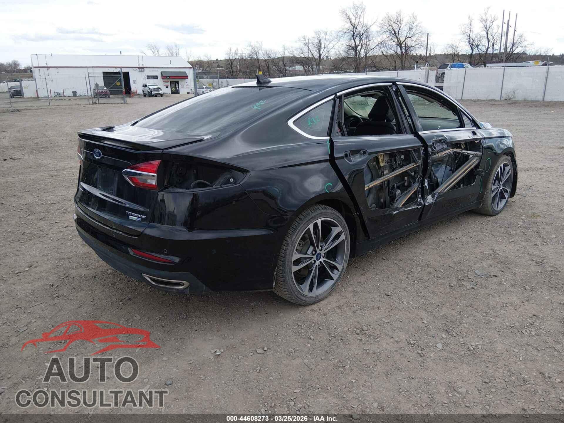 FORD FUSION 2020 - 3FA6P0D99LR152013