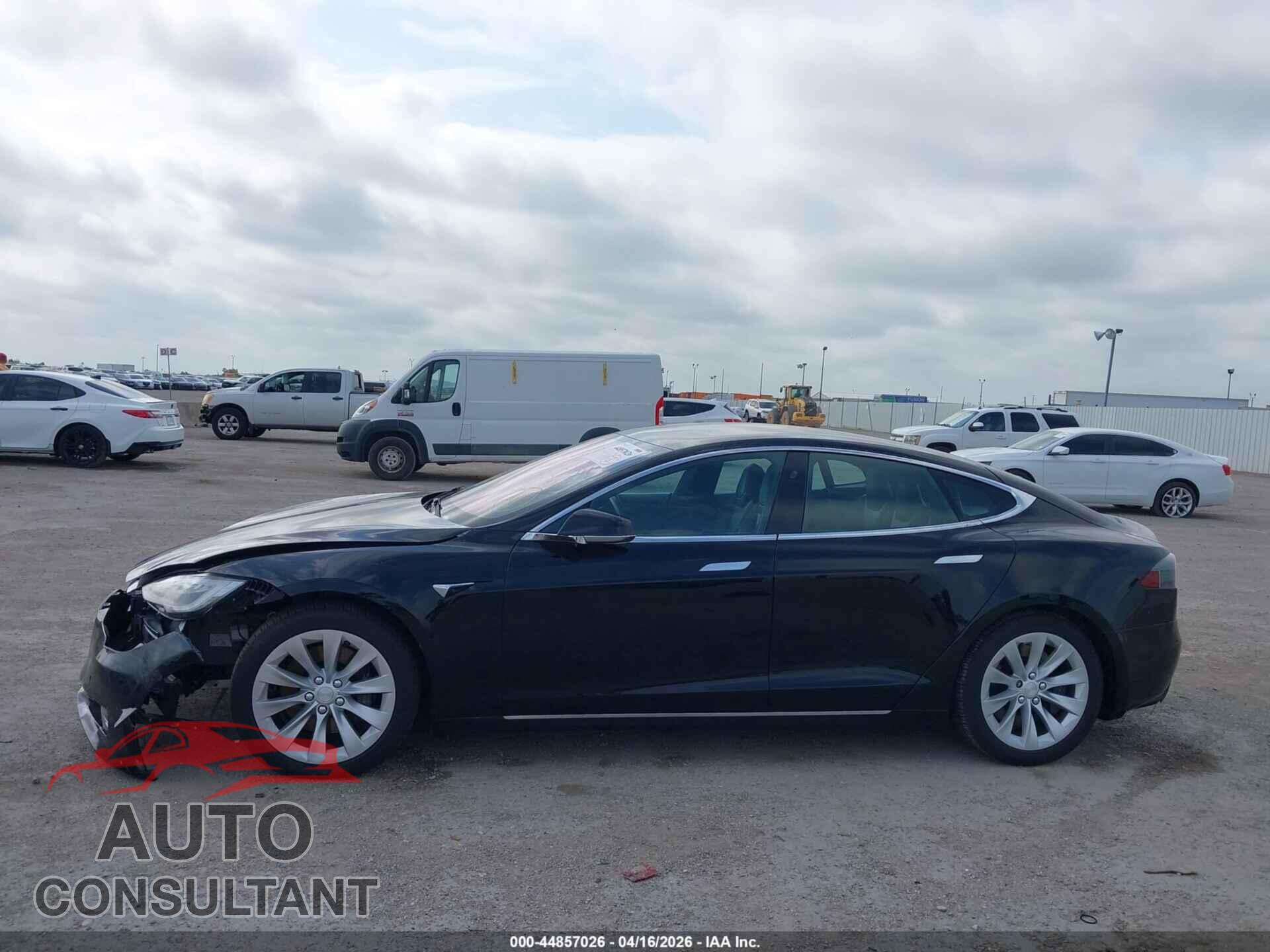 TESLA MODEL S 2018 - 5YJSA1E25JF294004