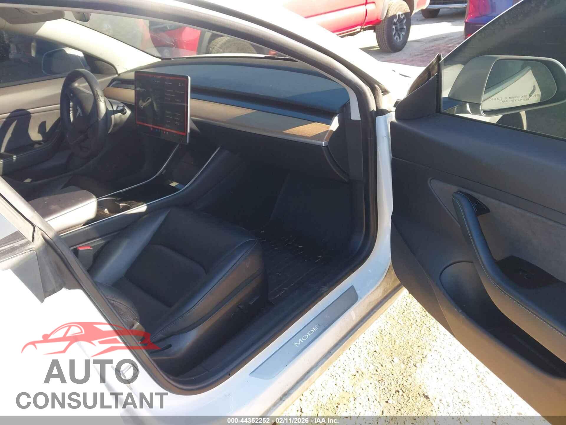 TESLA MODEL 3 2019 - 5YJ3E1EA7KF447578