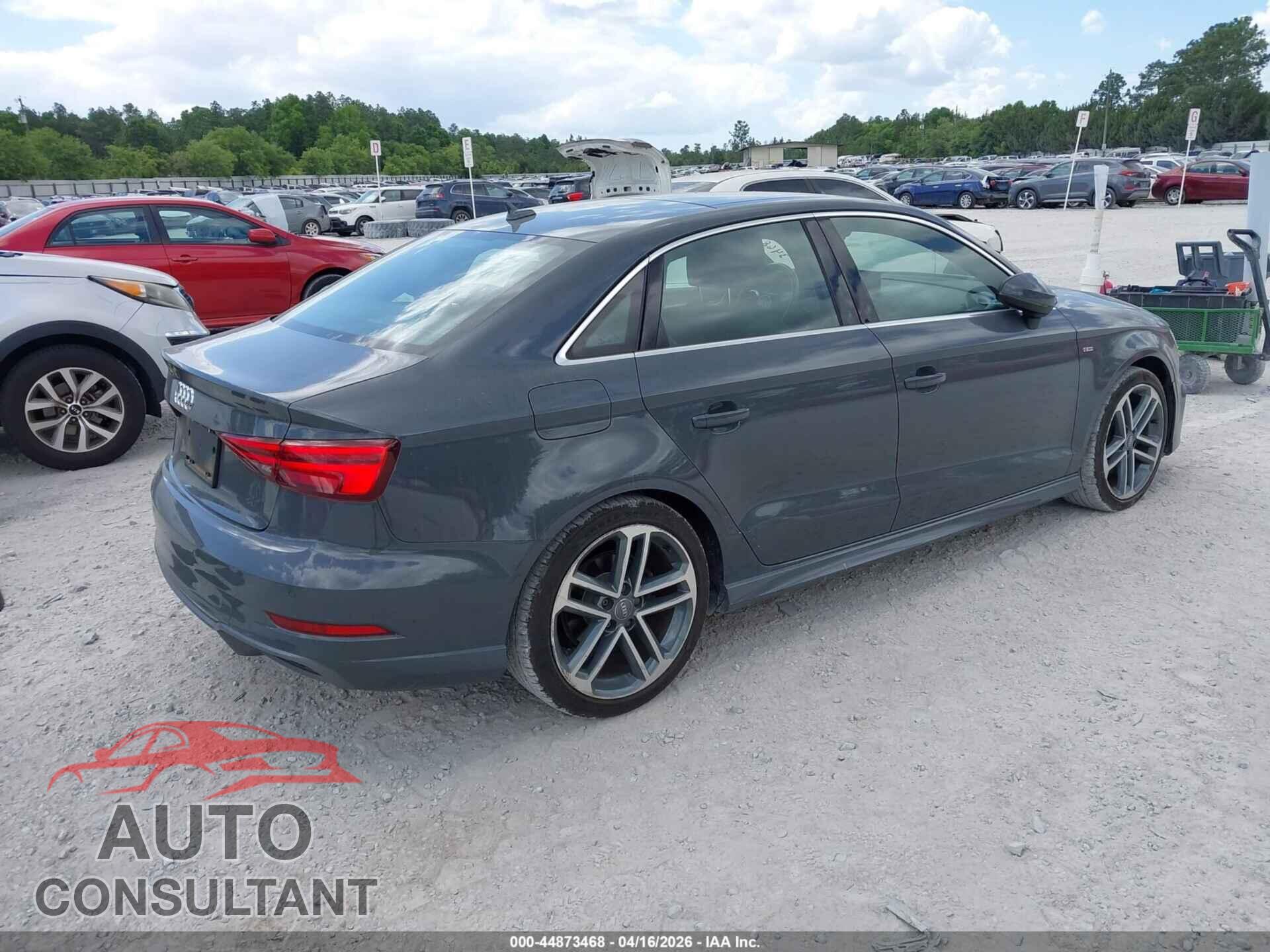 AUDI A3 2017 - WAUGUGFF2H1058122