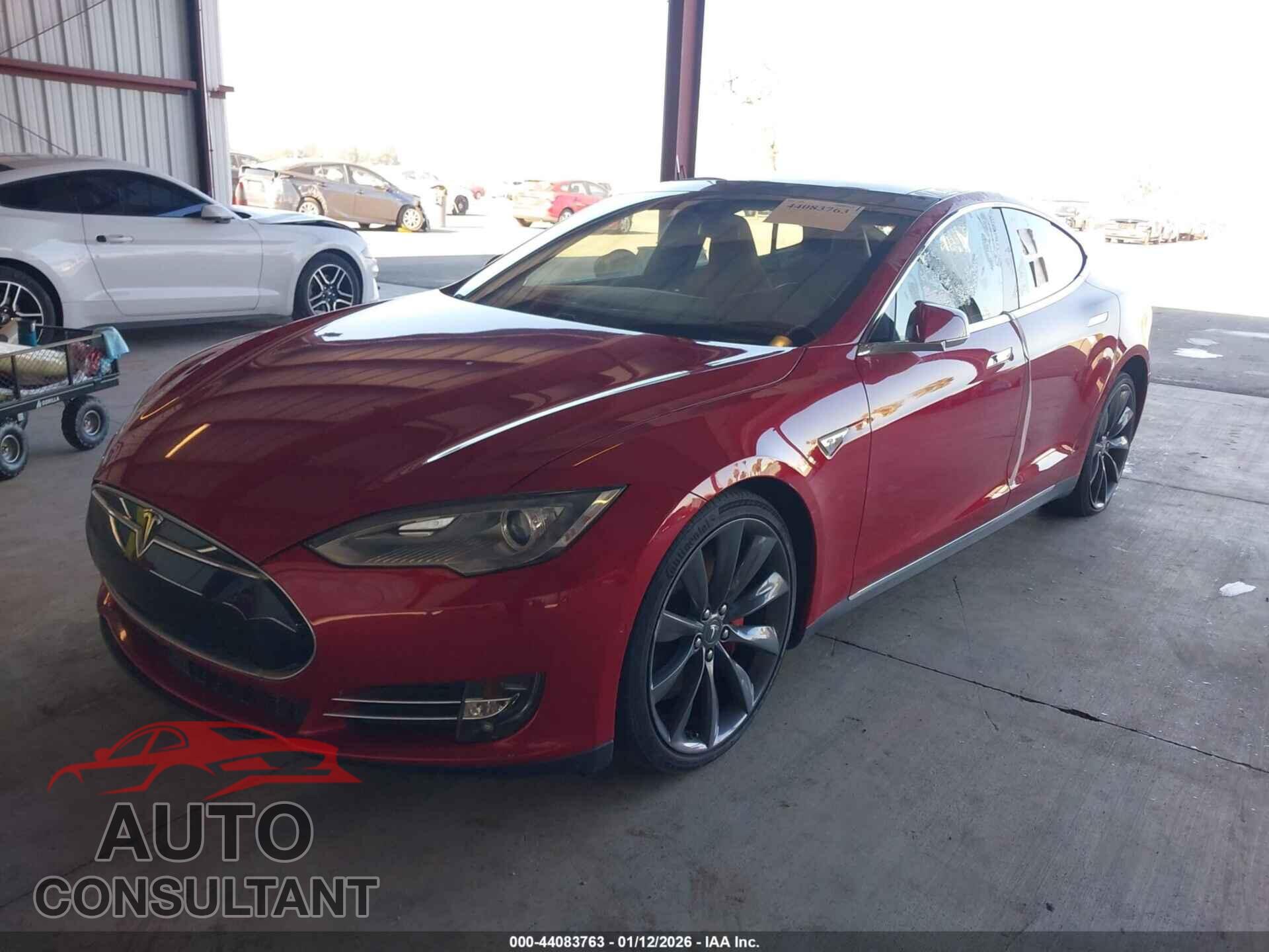 TESLA MODEL S 2015 - 5YJSA1H45FF088508