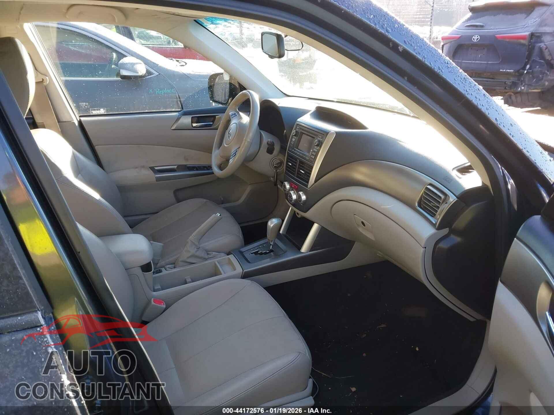 SUBARU FORESTER 2013 - JF2SHAEC1DH405755