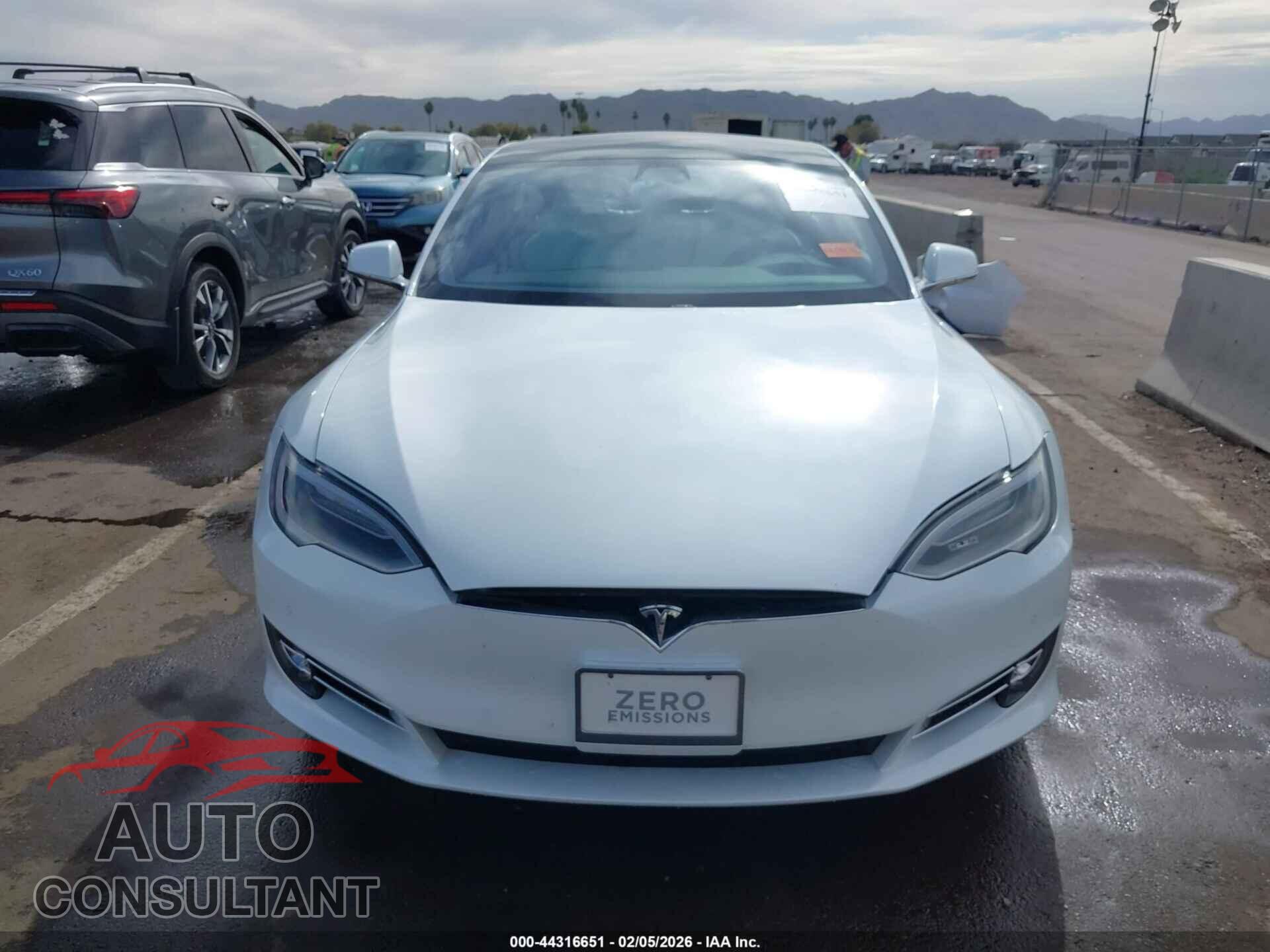 TESLA MODEL S 2018 - 5YJSA1E47JF271731