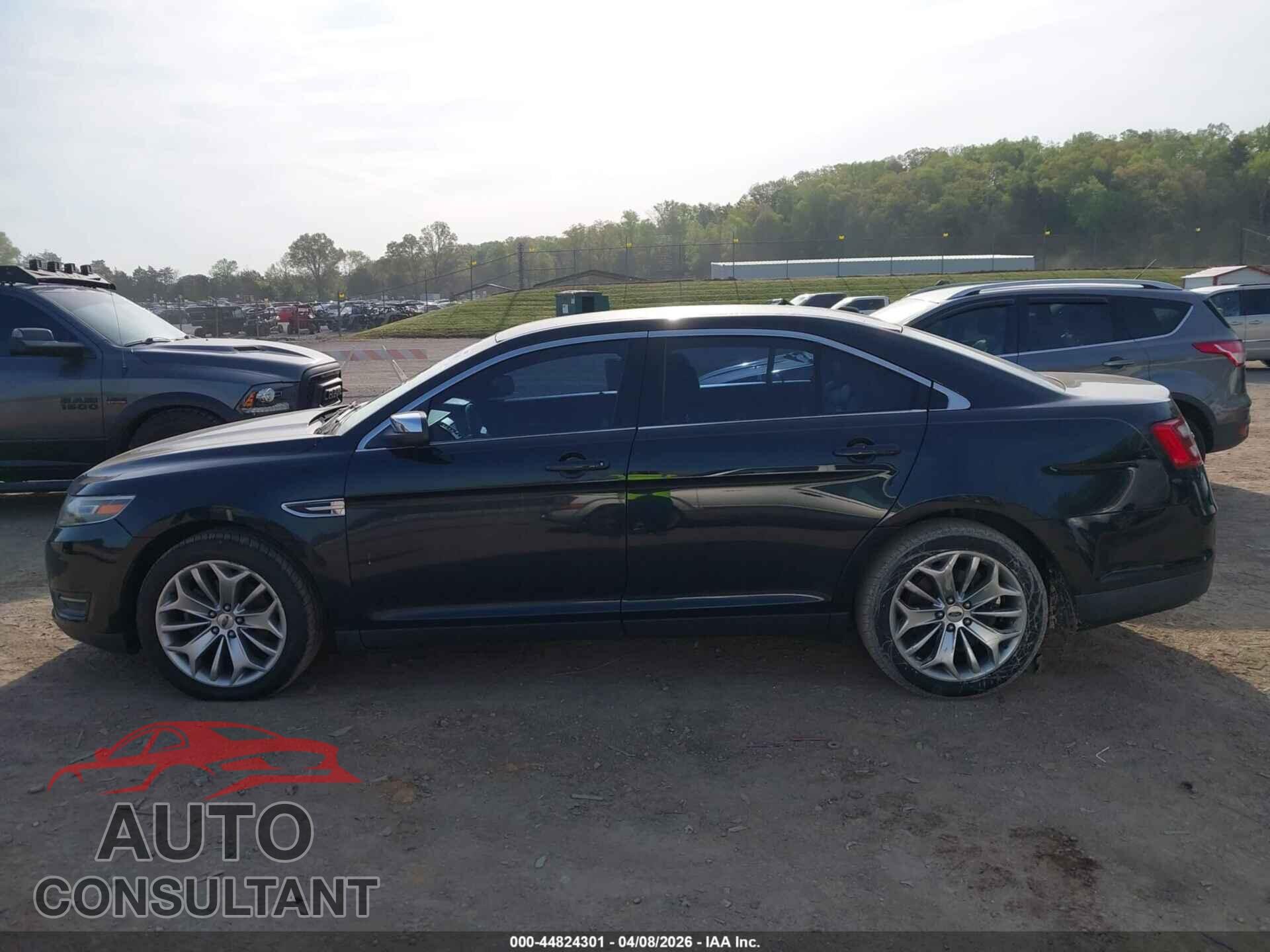 FORD TAURUS 2015 - 1FAHP2F88FG118424
