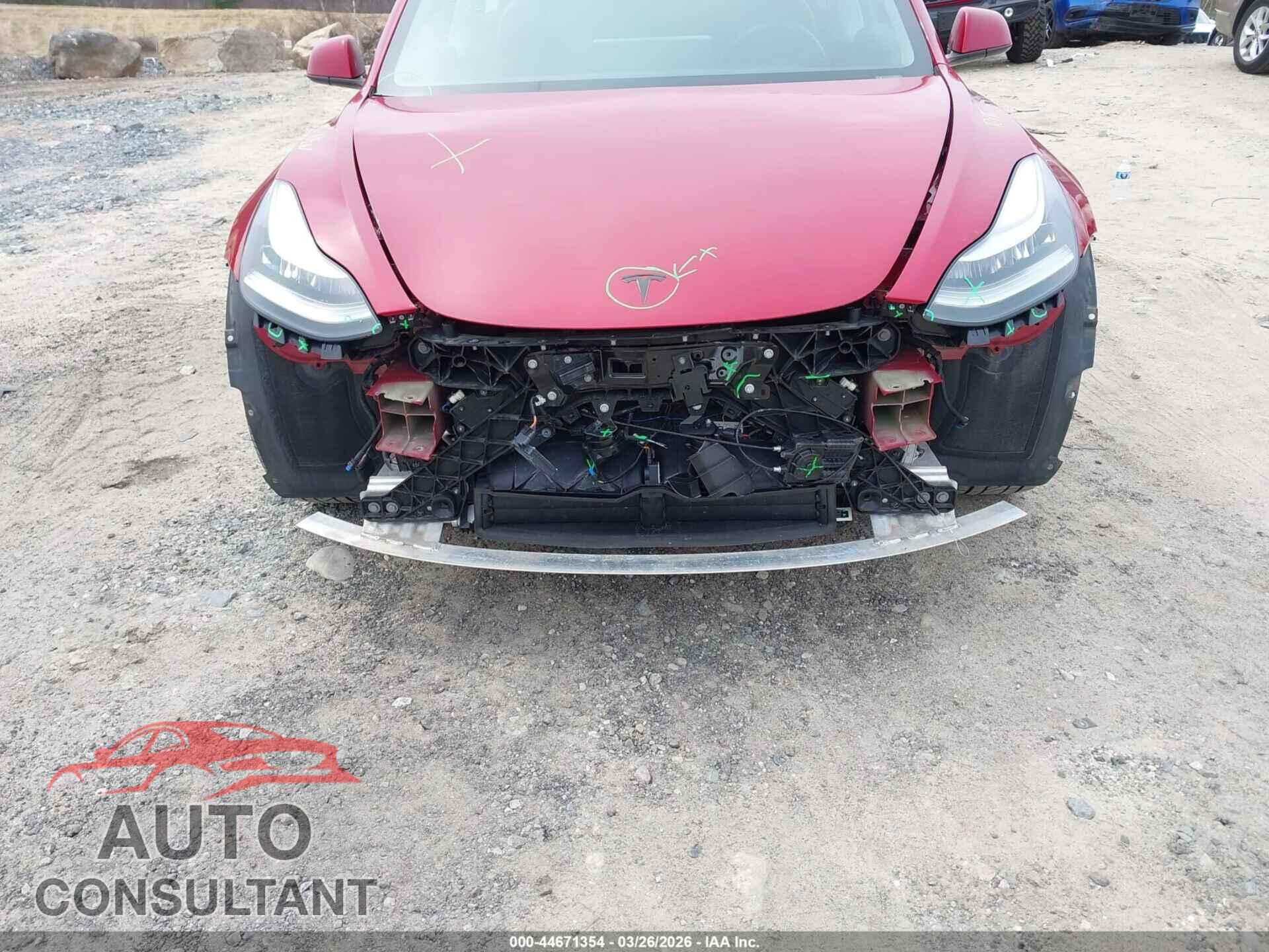 TESLA MODEL 3 2018 - 5YJ3E1EB4JF087841