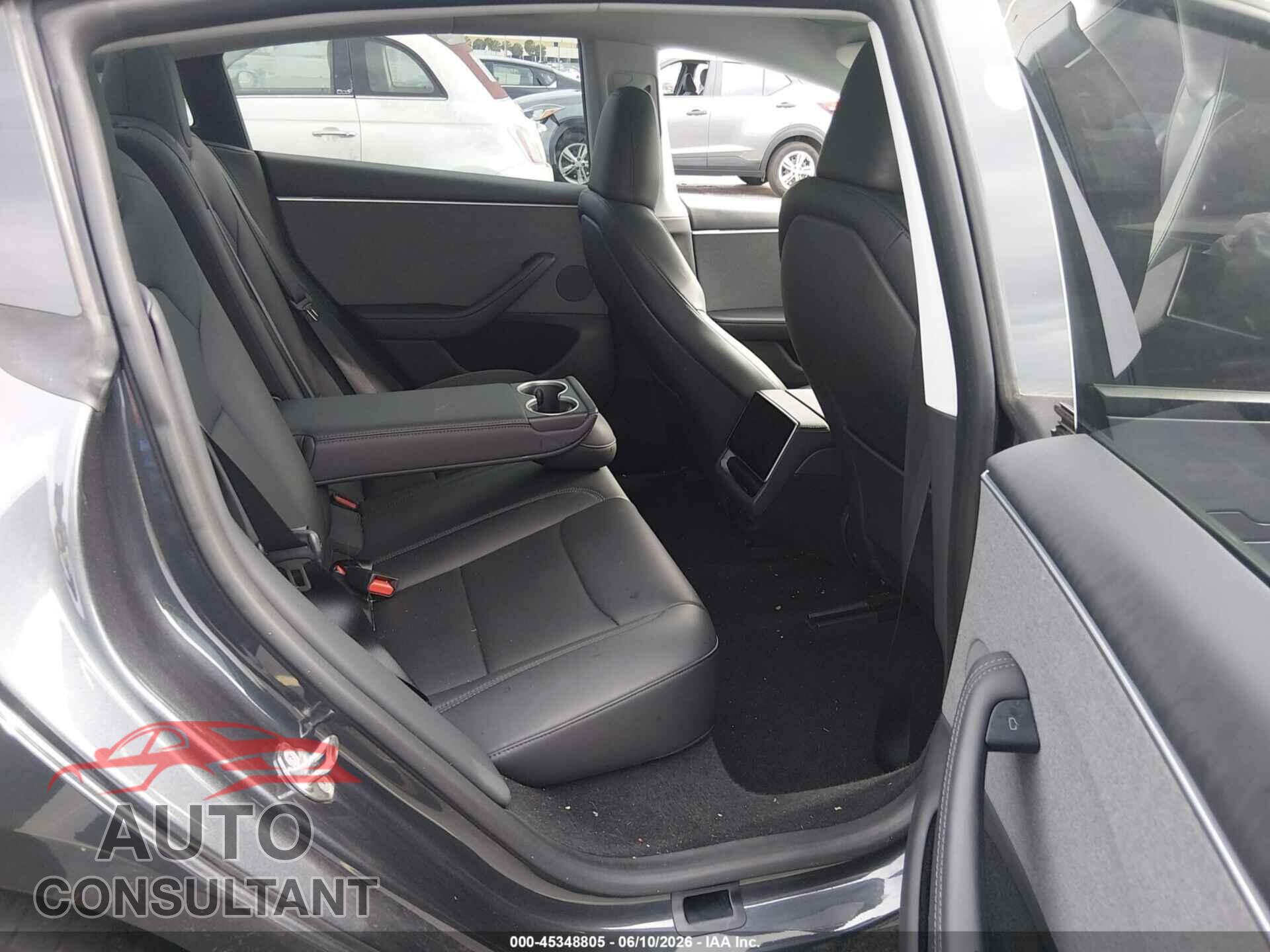 TESLA MODEL 3 2024 - 5YJ3E1EA8RF739640