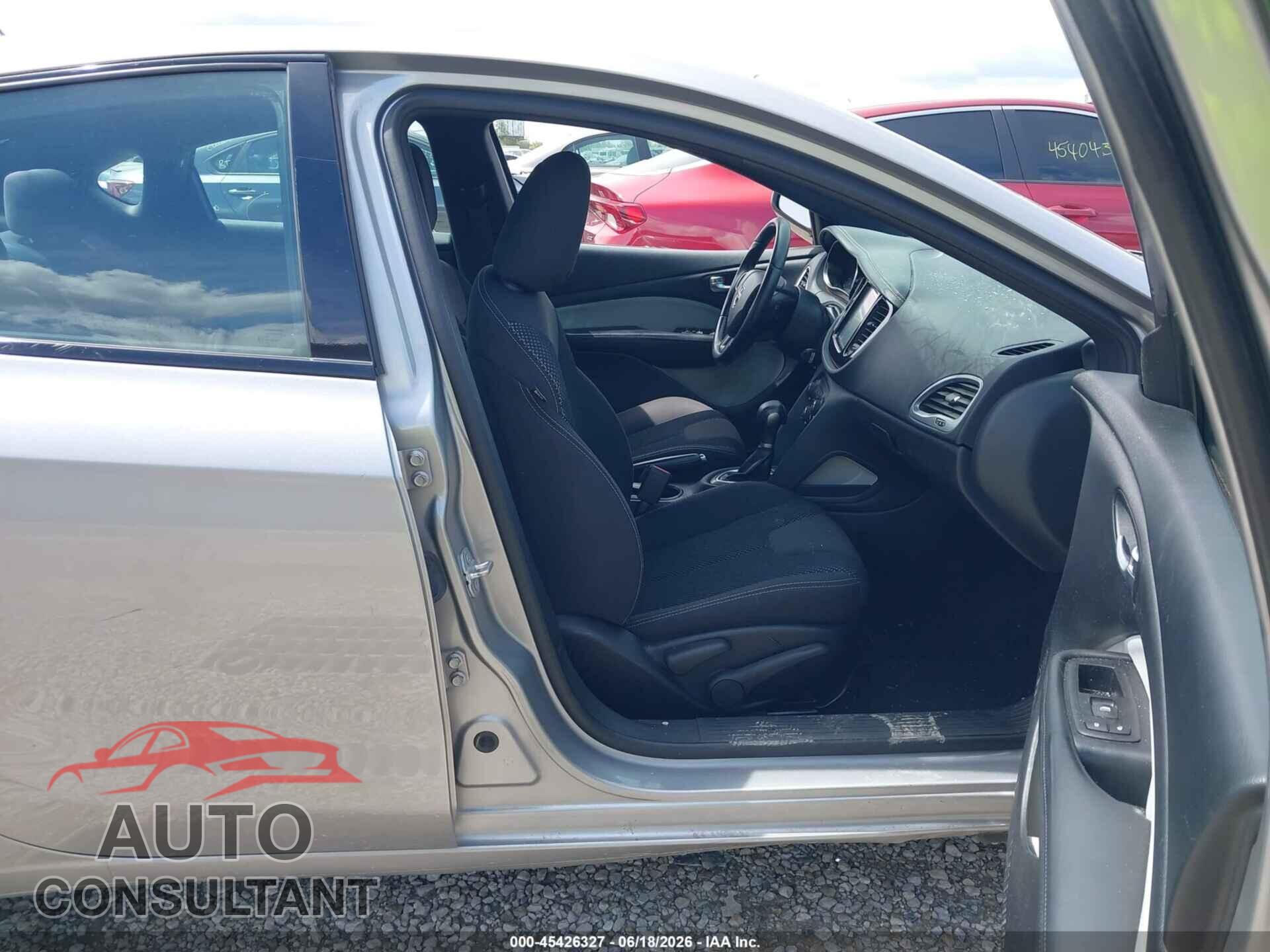 DODGE DART 2015 - 1C3CDFBB8FD320577
