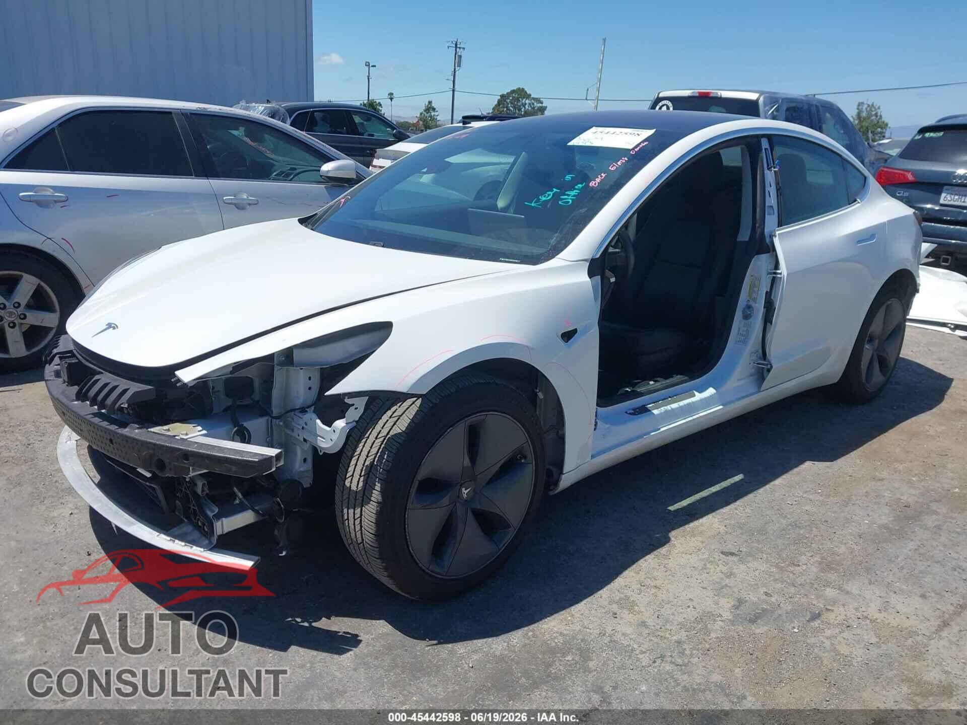 TESLA MODEL 3 2019 - 5YJ3E1EA6KF310096