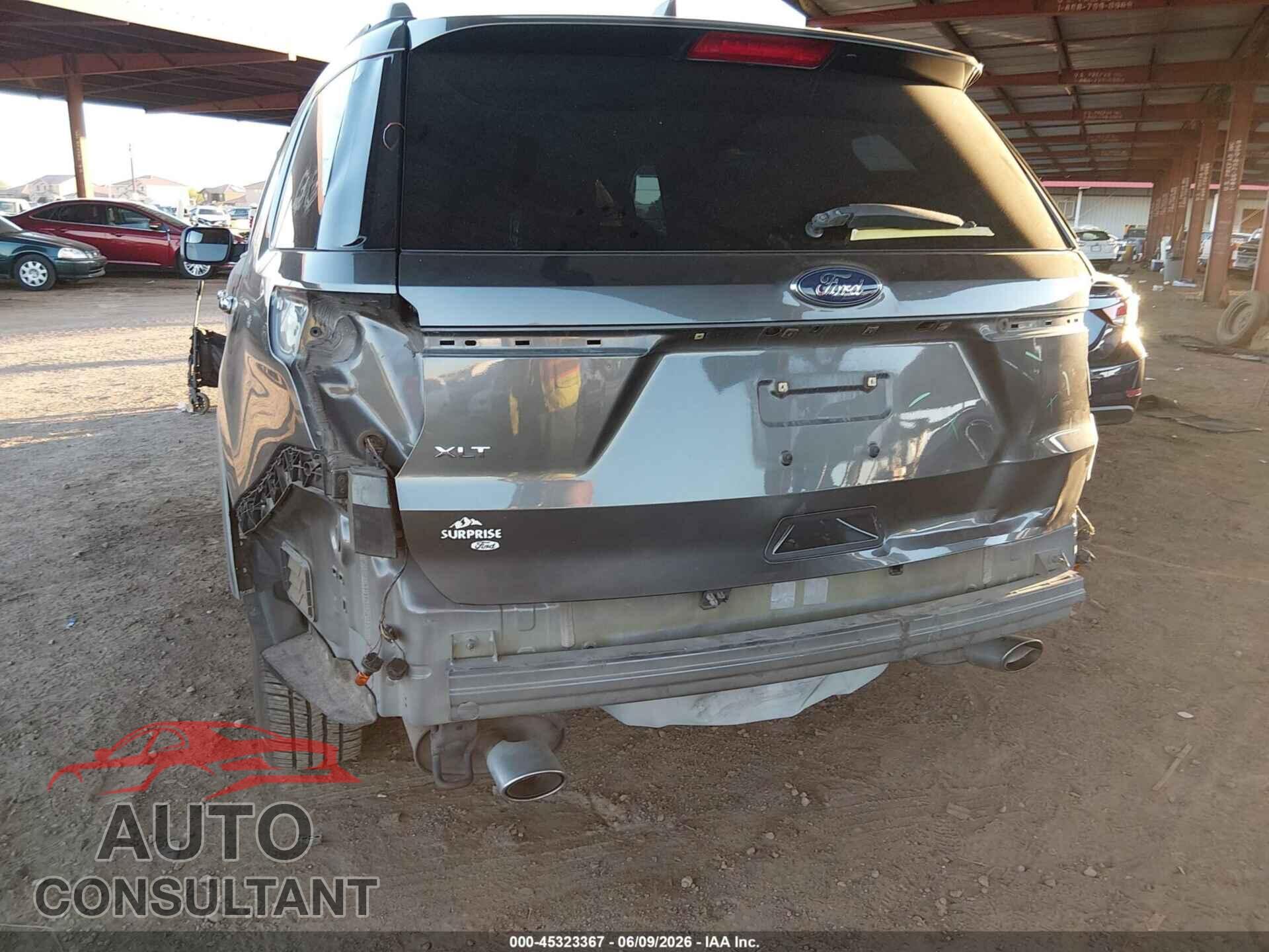 FORD EXPLORER 2018 - 1FM5K7D8XJGB65843