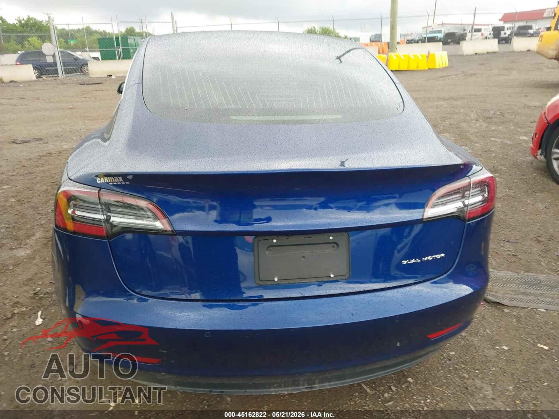 TESLA MODEL 3 2019 - 5YJ3E1EB4KF387526