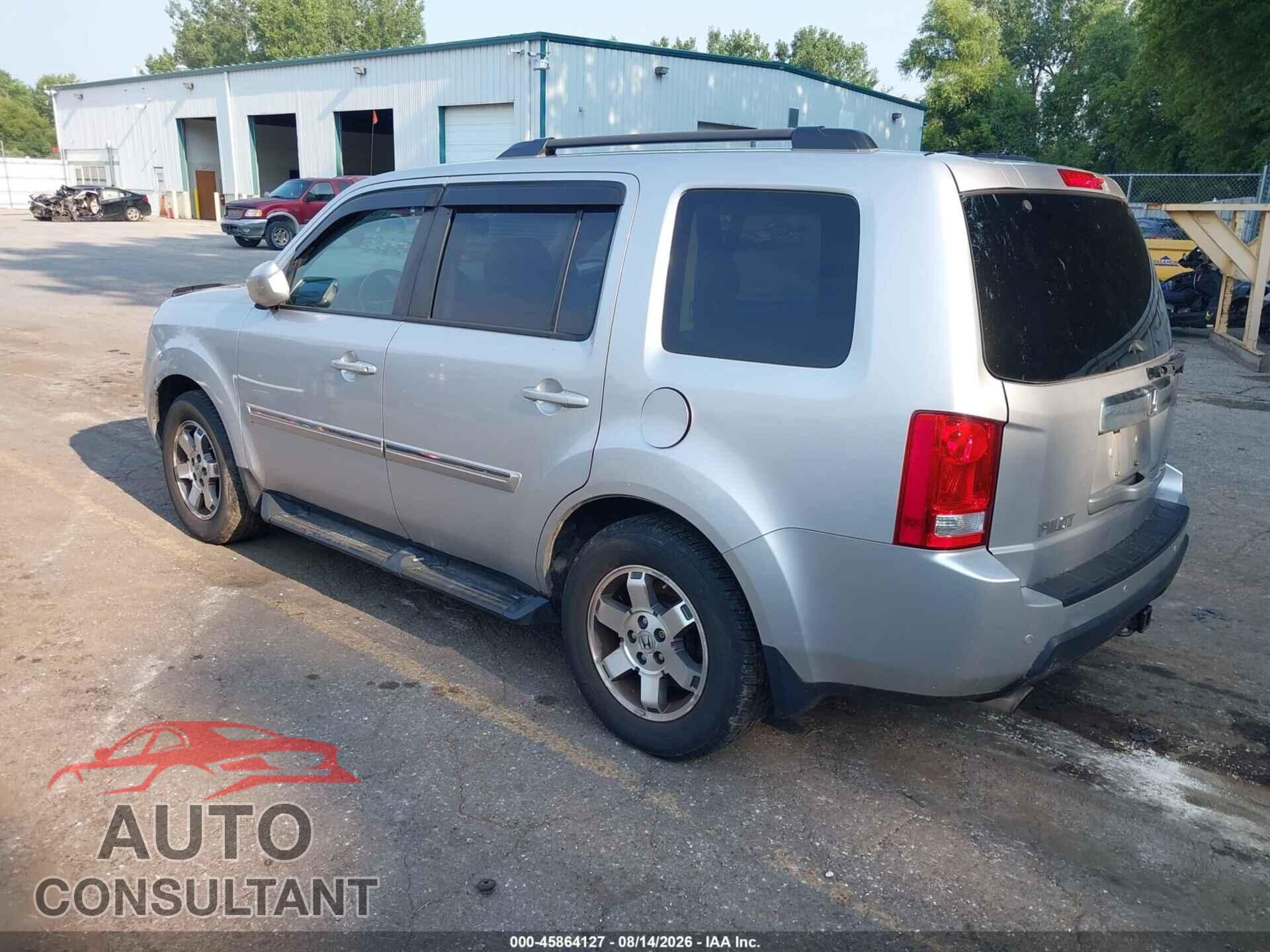 HONDA PILOT 2011 - 5FNYF4H99BB083735