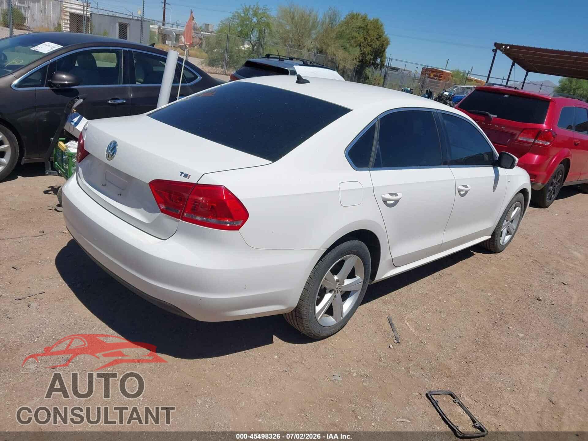 VOLKSWAGEN PASSAT 2015 - 1VWAT7A31FC115921
