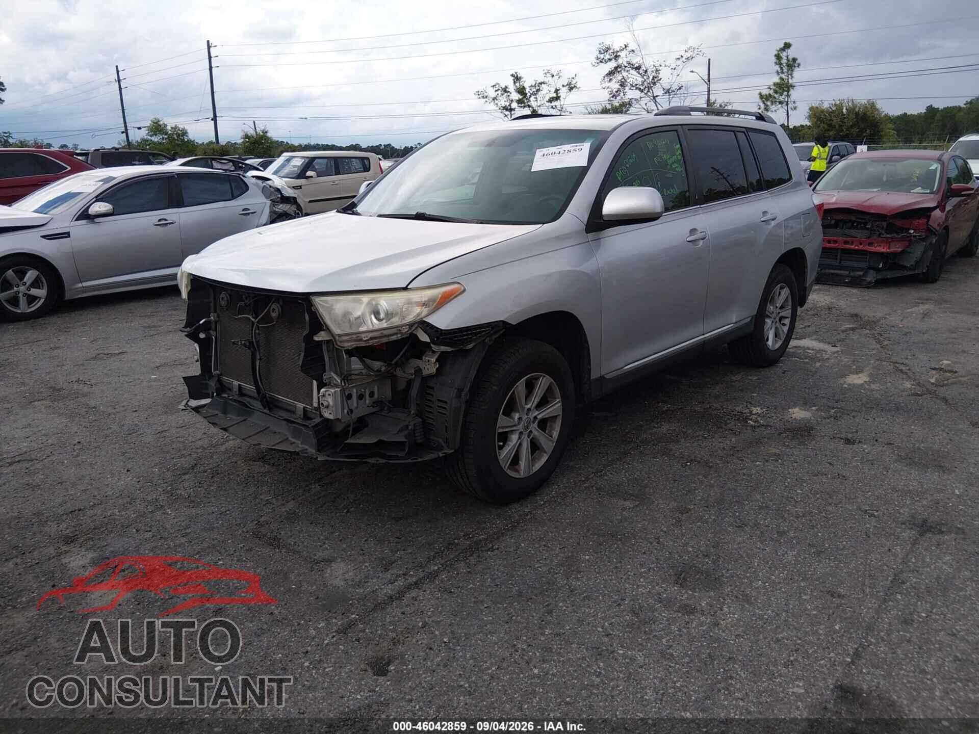 TOYOTA HIGHLANDER 2013 - 5TDZK3EH8DS112274