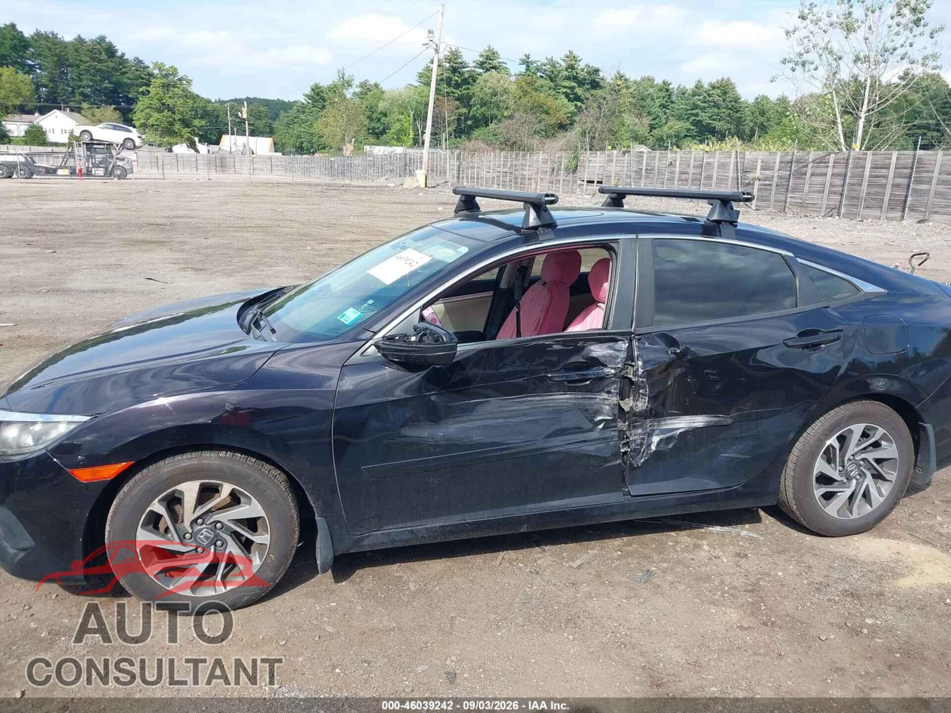 HONDA CIVIC 2017 - 2HGFC2F71HH537776
