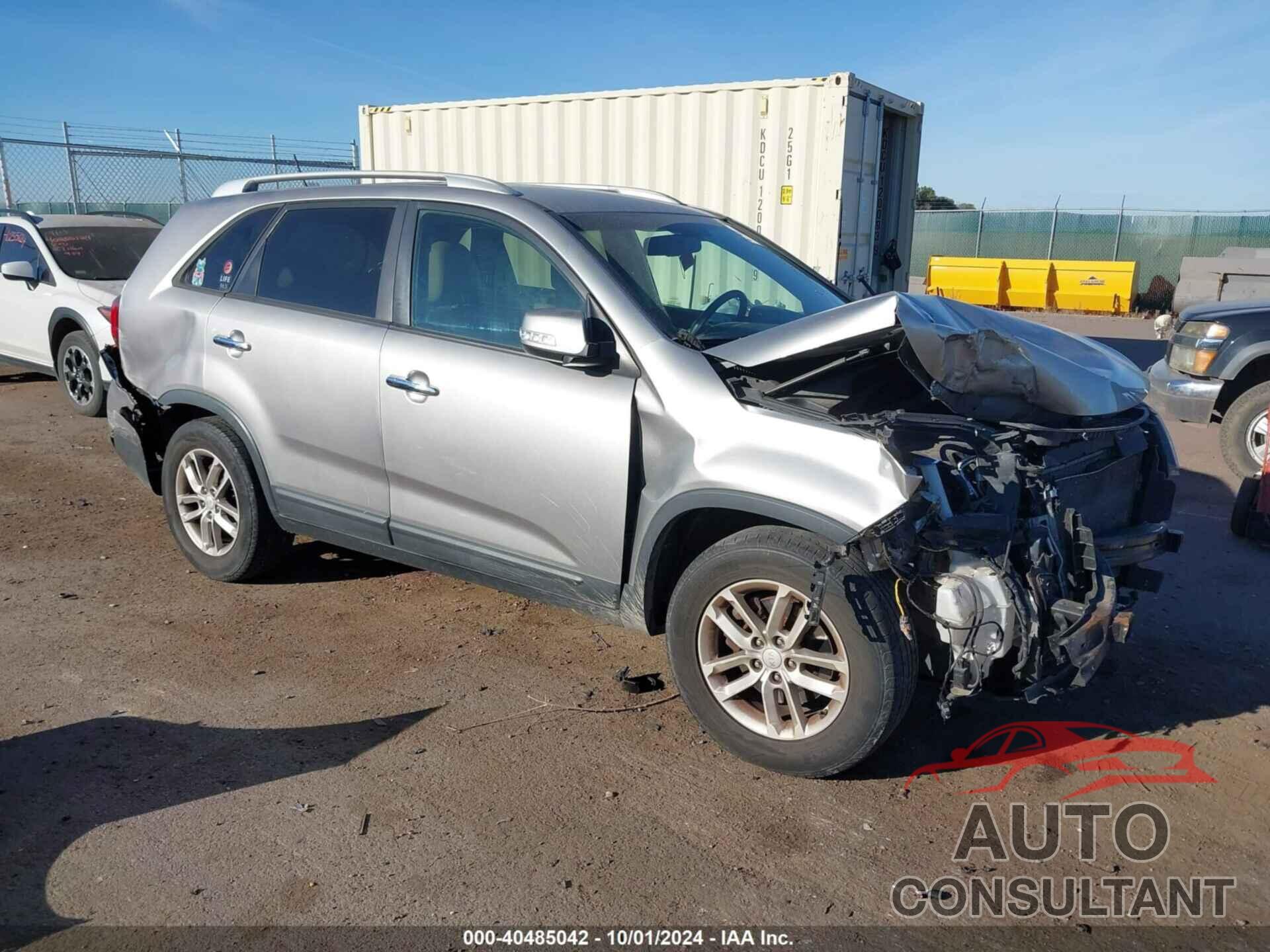 KIA SORENTO 2015 - 5XYKT3A60FG633489