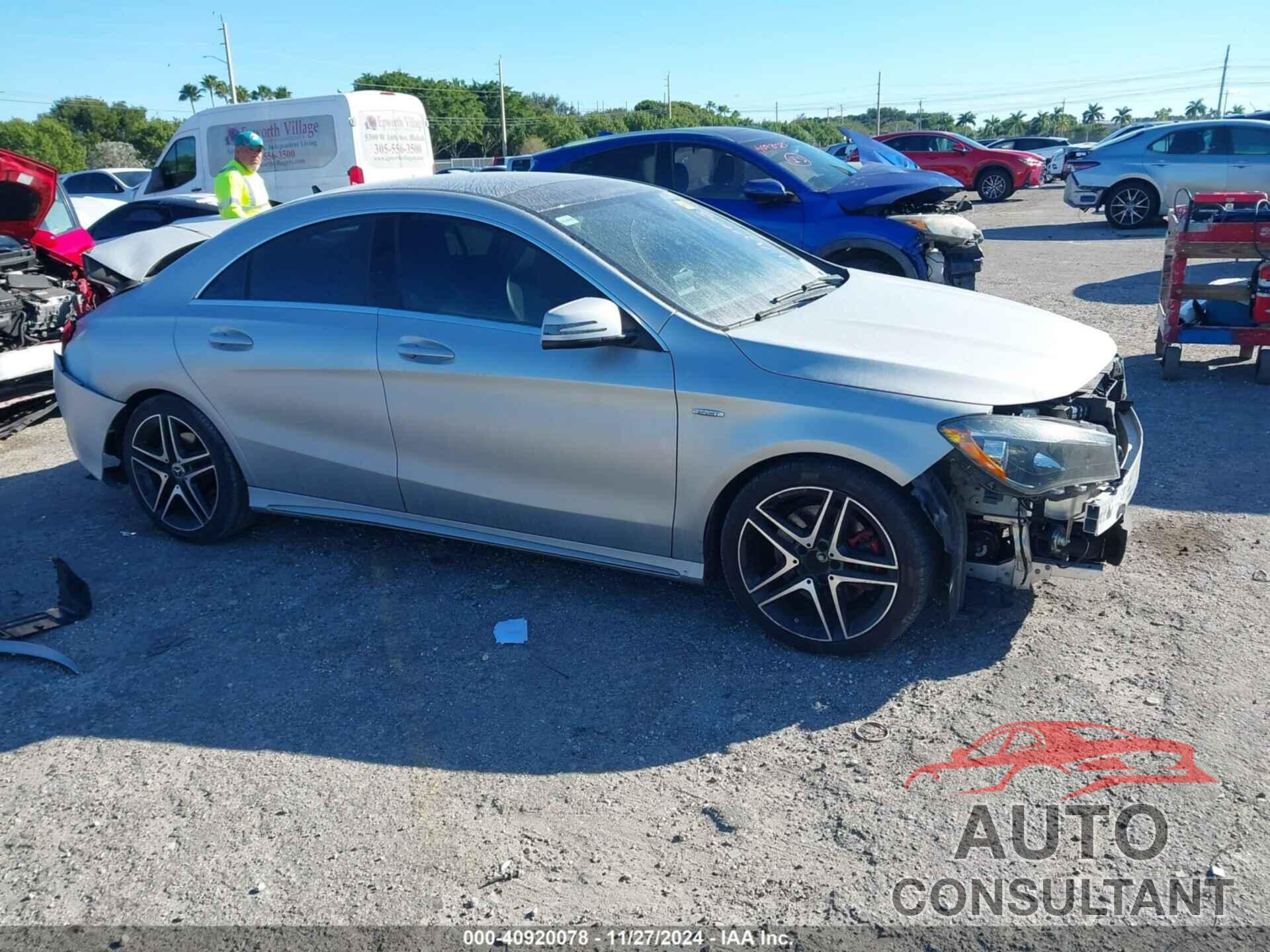 MERCEDES-BENZ CLA 250 2017 - WDDSJ4EB9HN428094