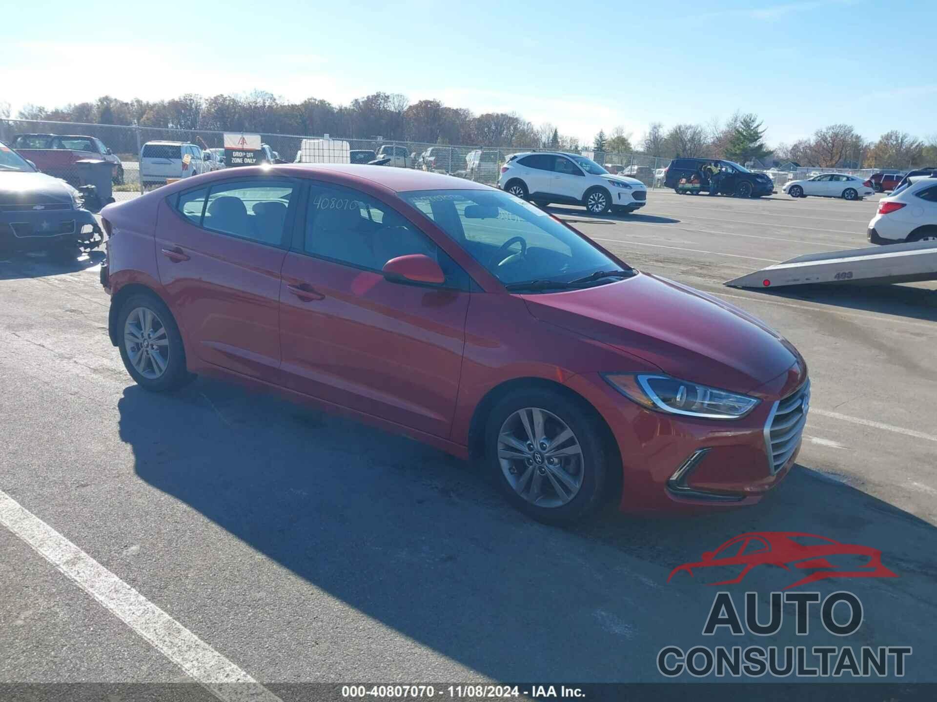 HYUNDAI ELANTRA 2017 - KMHD84LF6HU141320