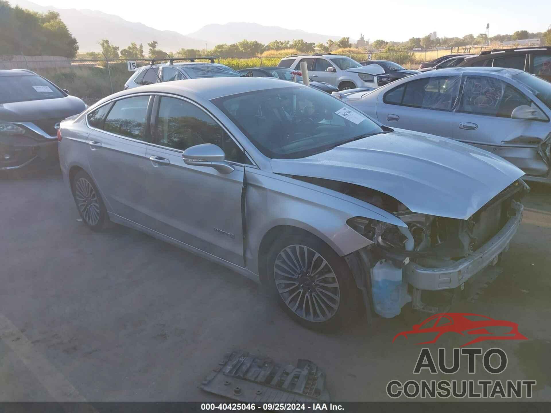 FORD FUSION HYBRID 2017 - 3FA6P0RU6HR279970