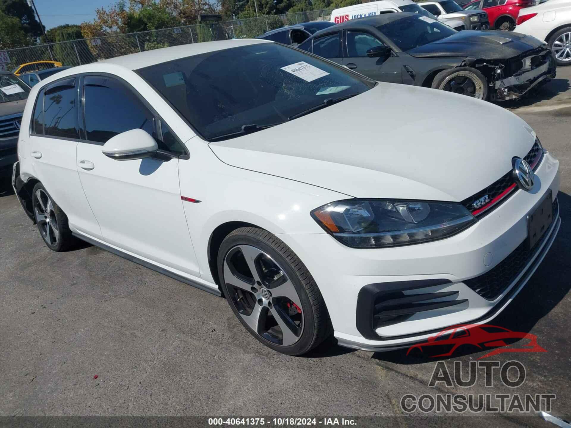 VOLKSWAGEN GOLF GTI 2018 - 3VW447AU4JM293624
