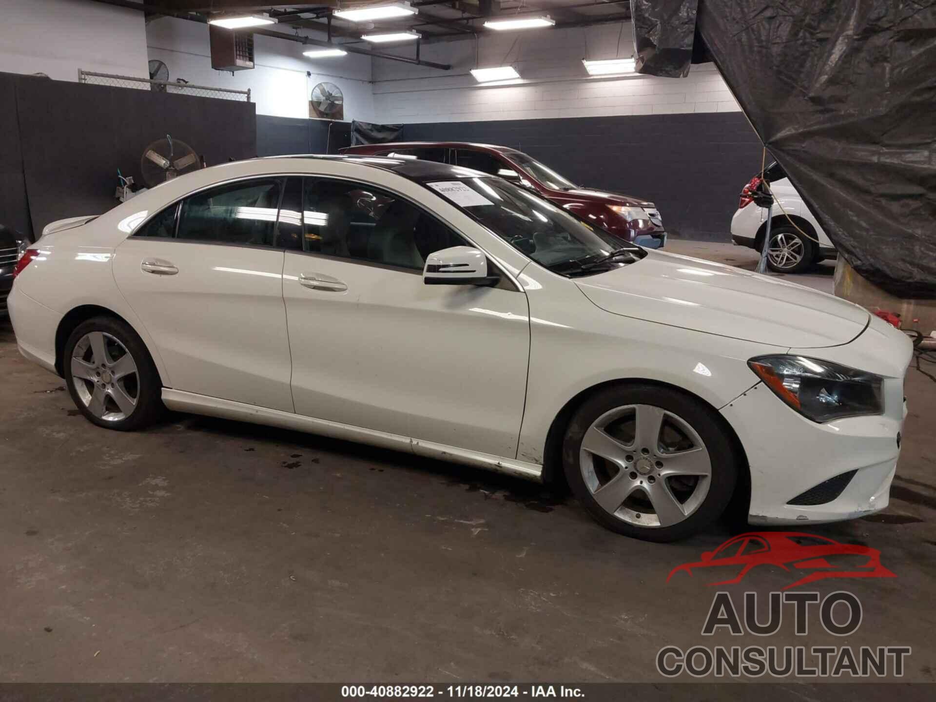 MERCEDES-BENZ CLA 250 2015 - WDDSJ4GB2FN223243