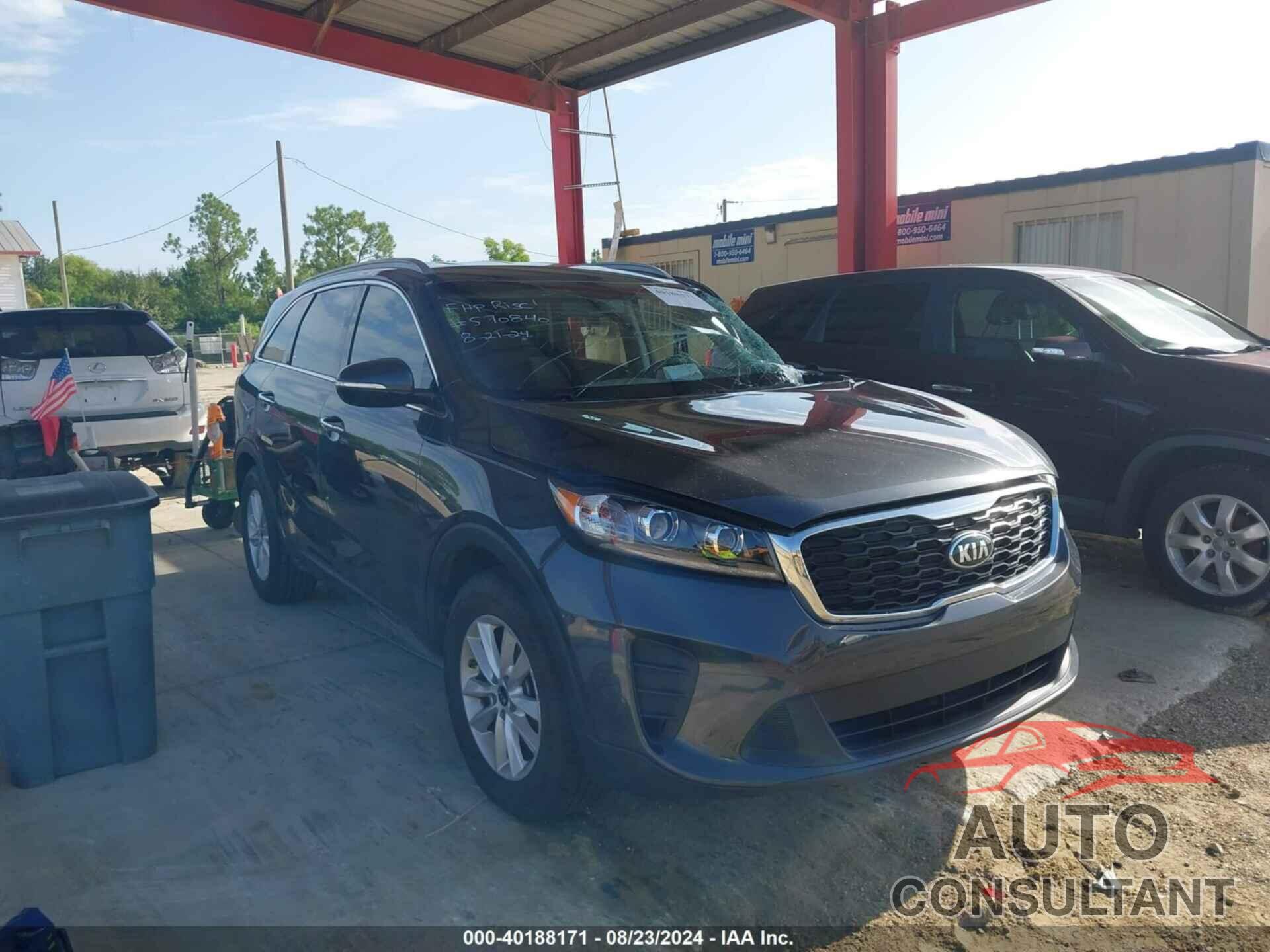 KIA SORENTO 2019 - 5XYPG4A38KG526982