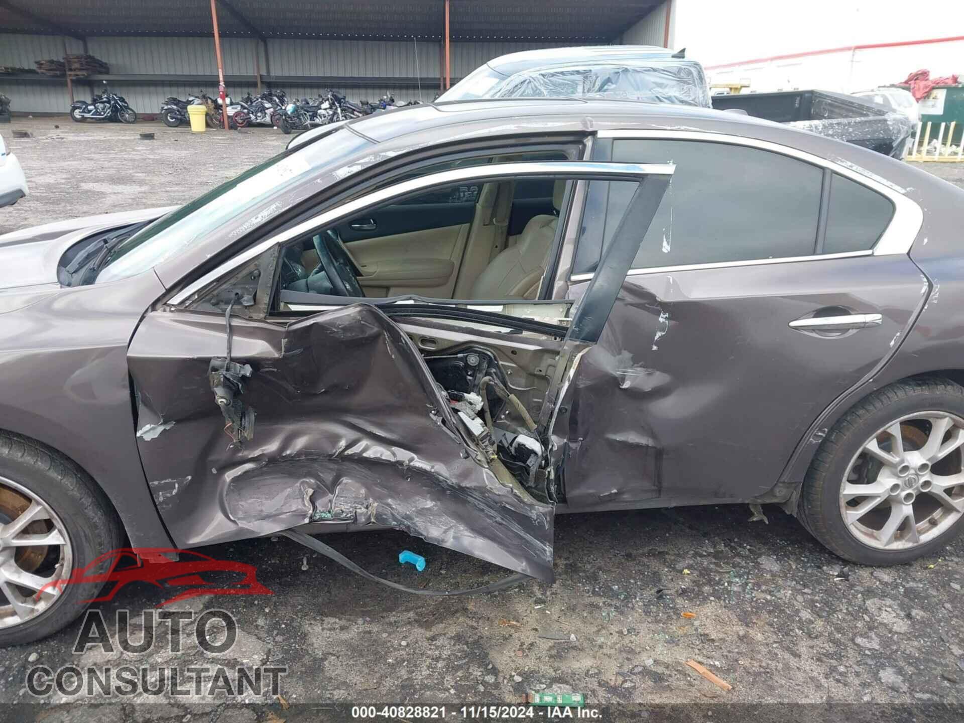 NISSAN MAXIMA 2013 - 1N4AA5AP6DC810902