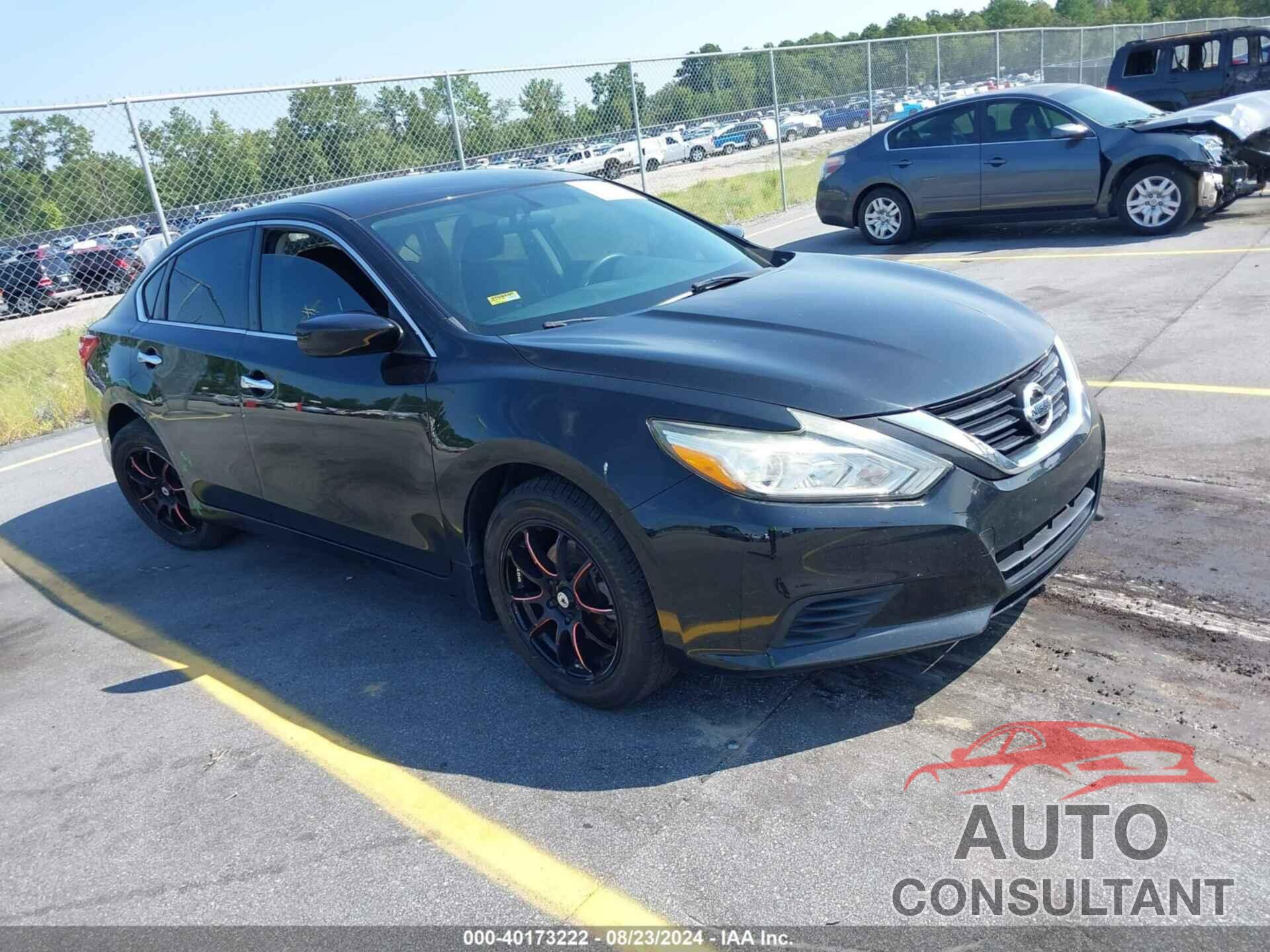 NISSAN ALTIMA 2017 - 1N4AL3AP8HC249736