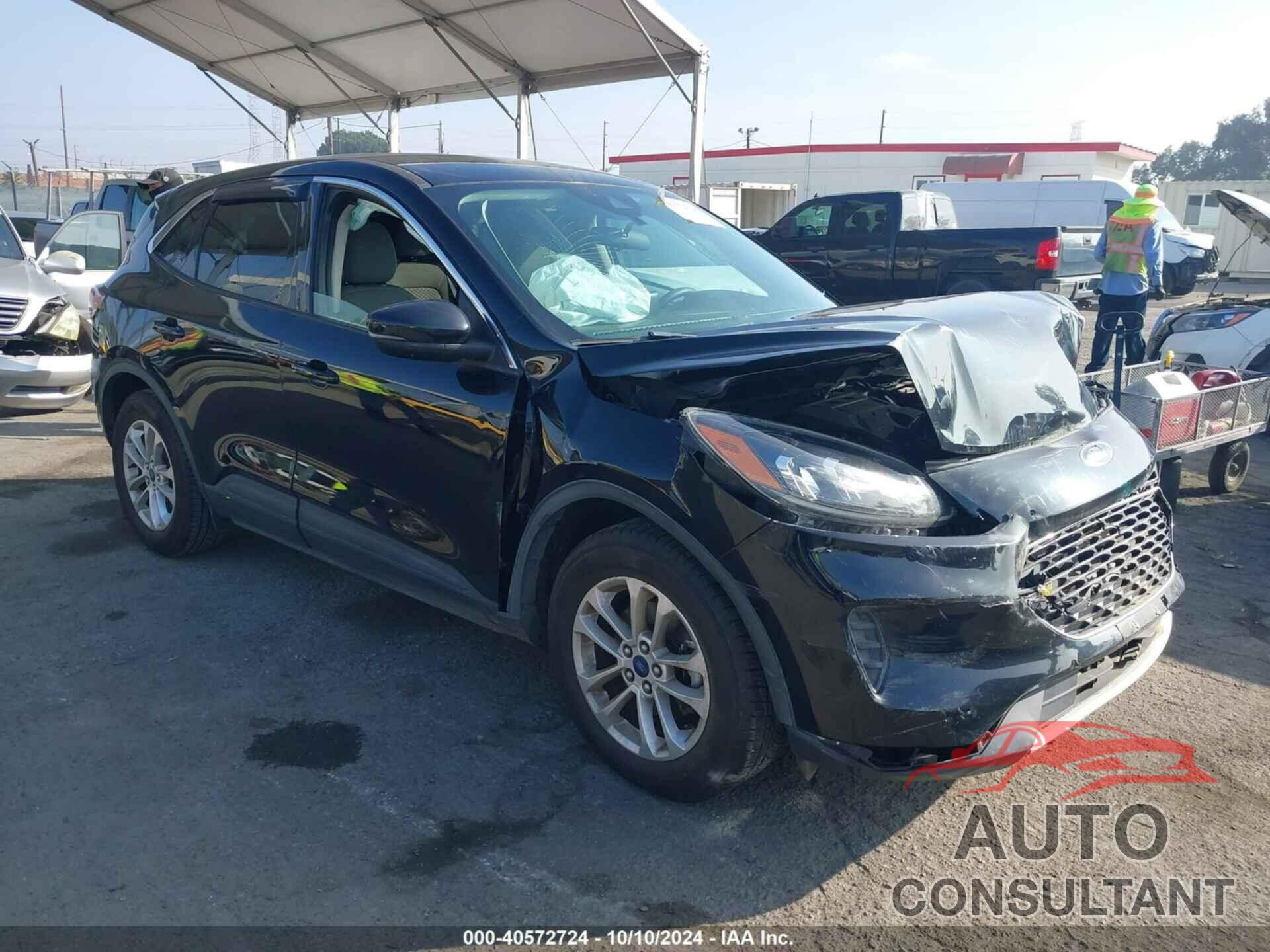 FORD ESCAPE 2020 - 1FMCU0G60LUA92635