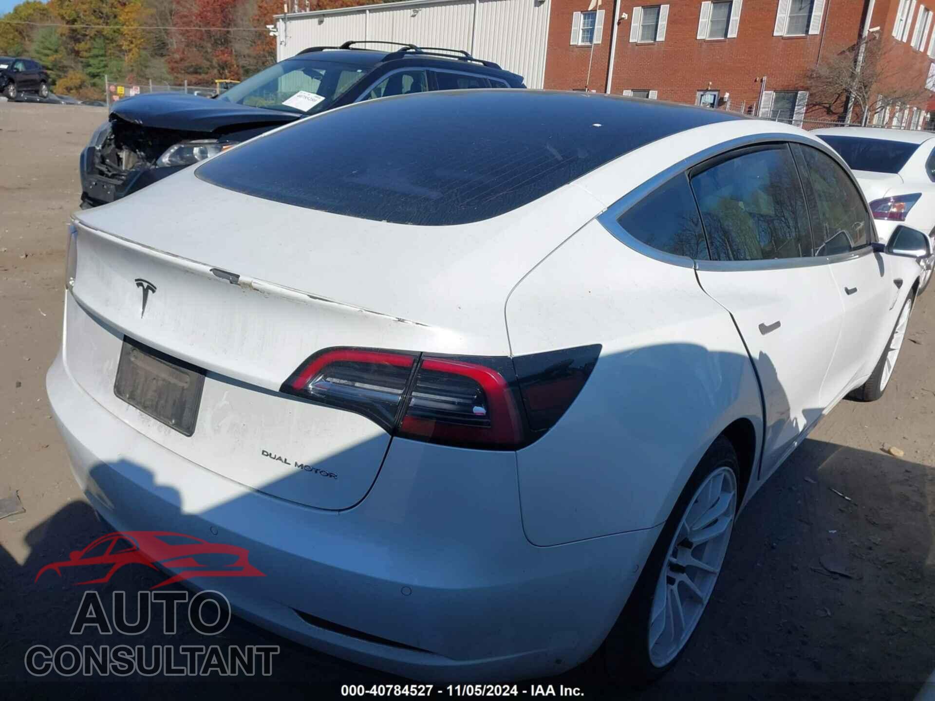 TESLA MODEL 3 2020 - 5YJ3E1EB3LF628686